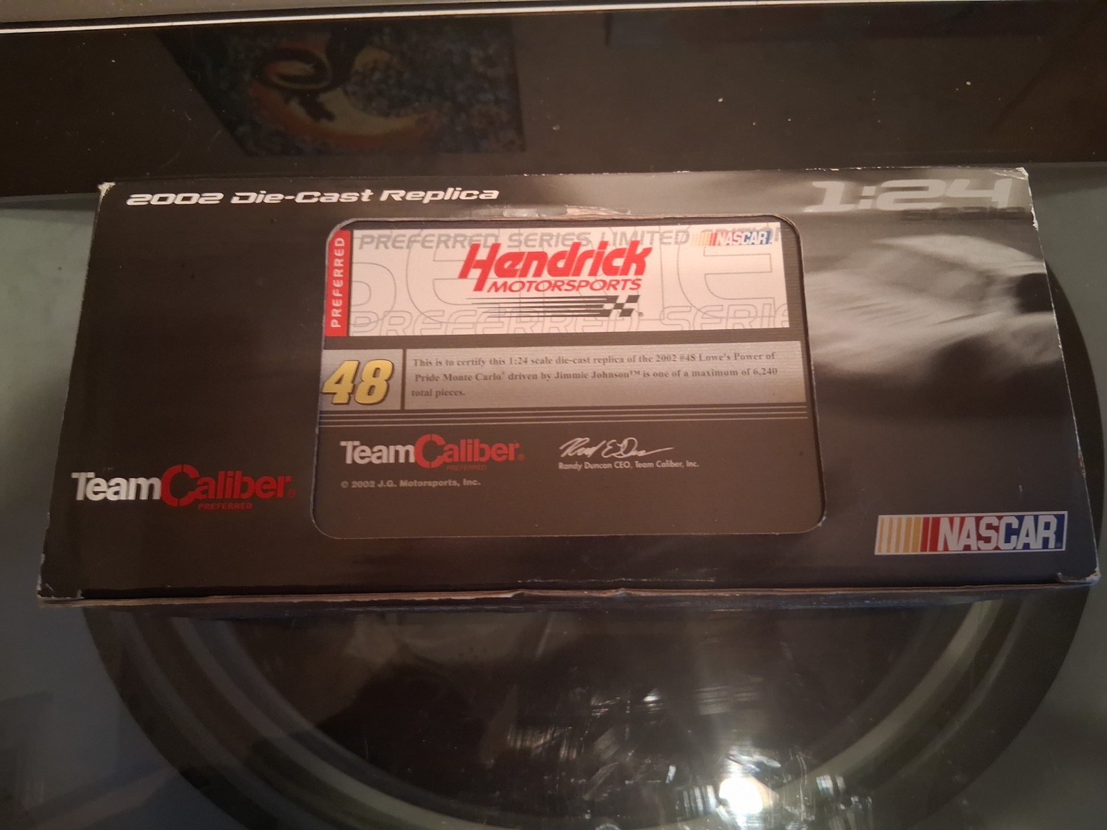 Die-Cast 1/24 Jimmie Johnson #48 Lowe's 2003 Monte Carlo Team Caliber NASCAR Die-Cast 1/24 Jimmie Johnson #48 Lowe's 2003 Monte Carlo Team Caliber NASCAR