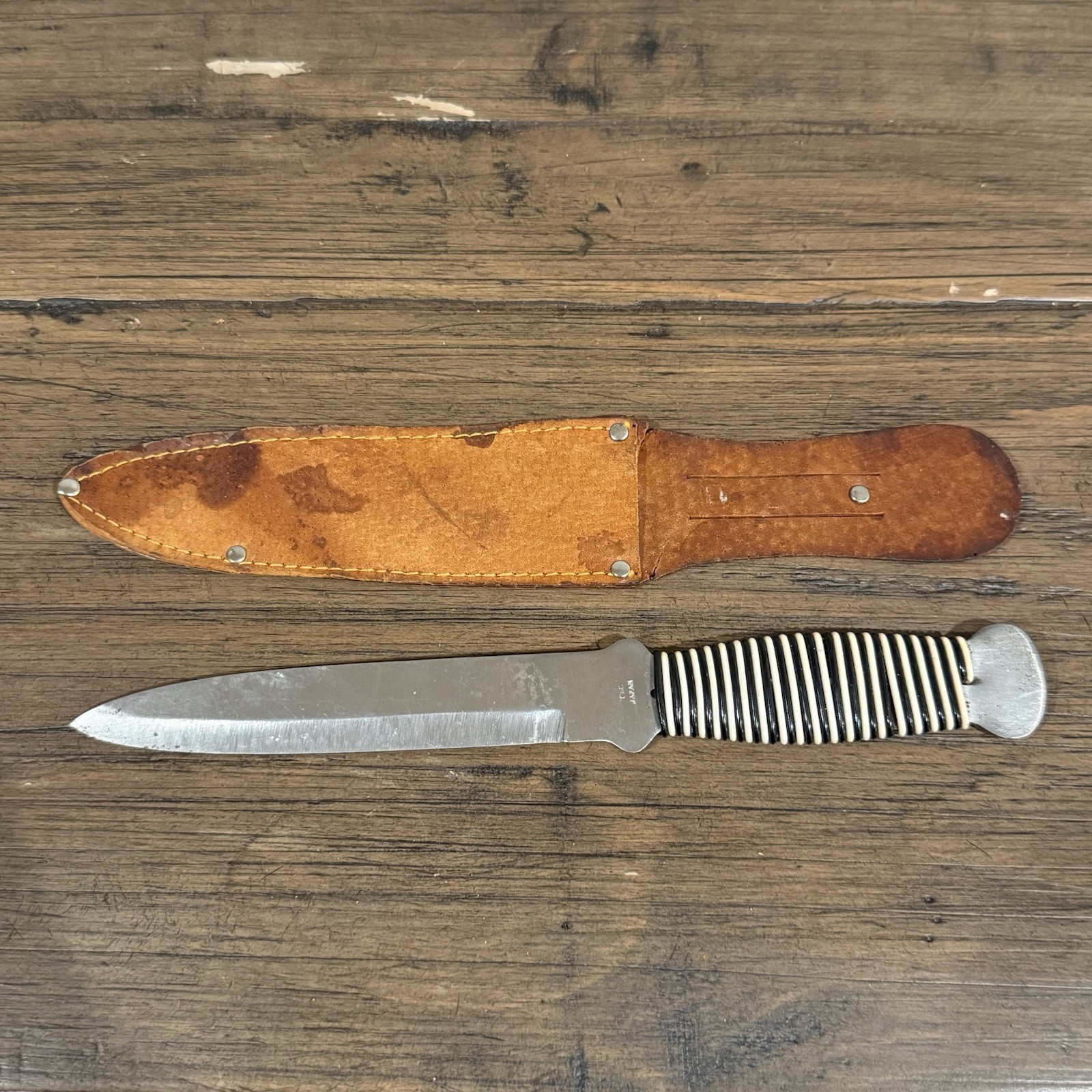 Vintage KIC Japan Fixed Blade Hunting Knife w/ Original Leather Sheath