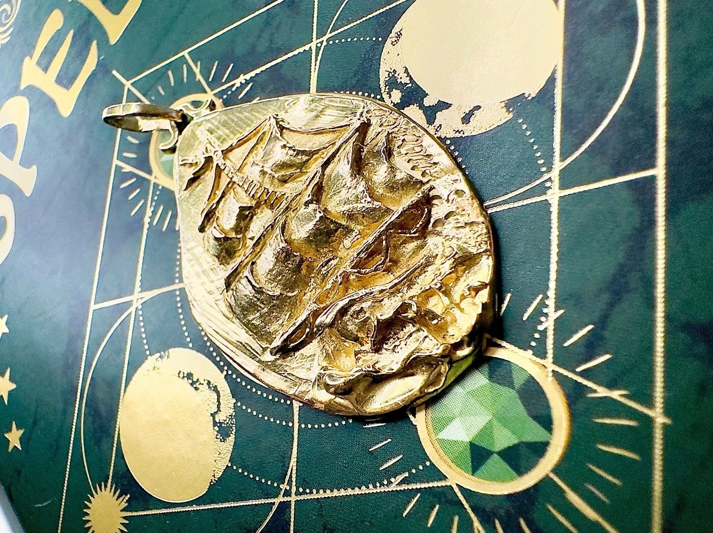 Vintage 18K Yellow Gold Italian Galleon Ship Pendant High Relief Textured 12.7g