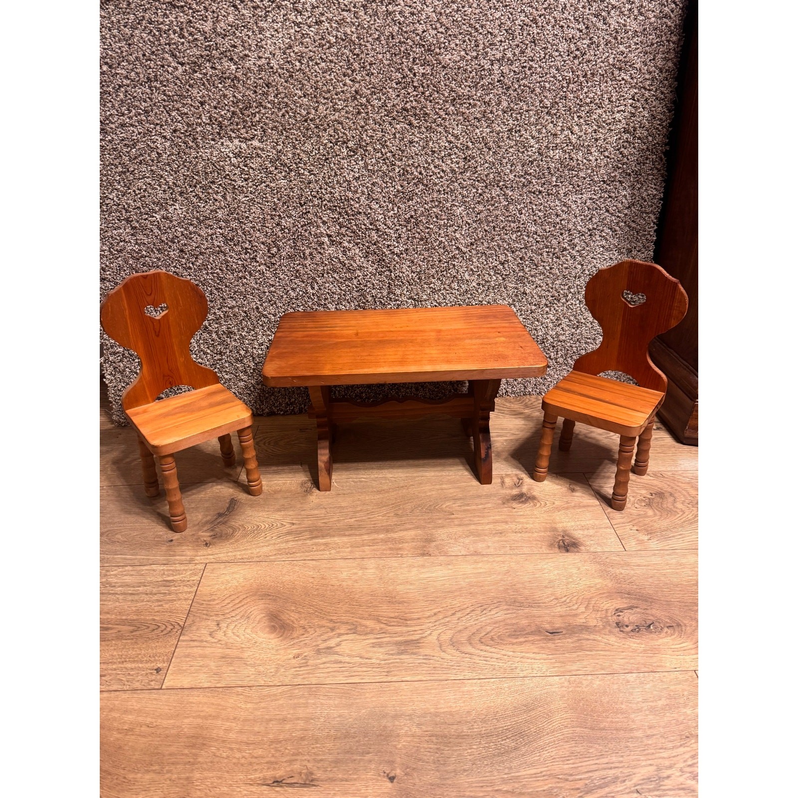 Vintage American Girl Kirsten Trestle Table w/2 chairs