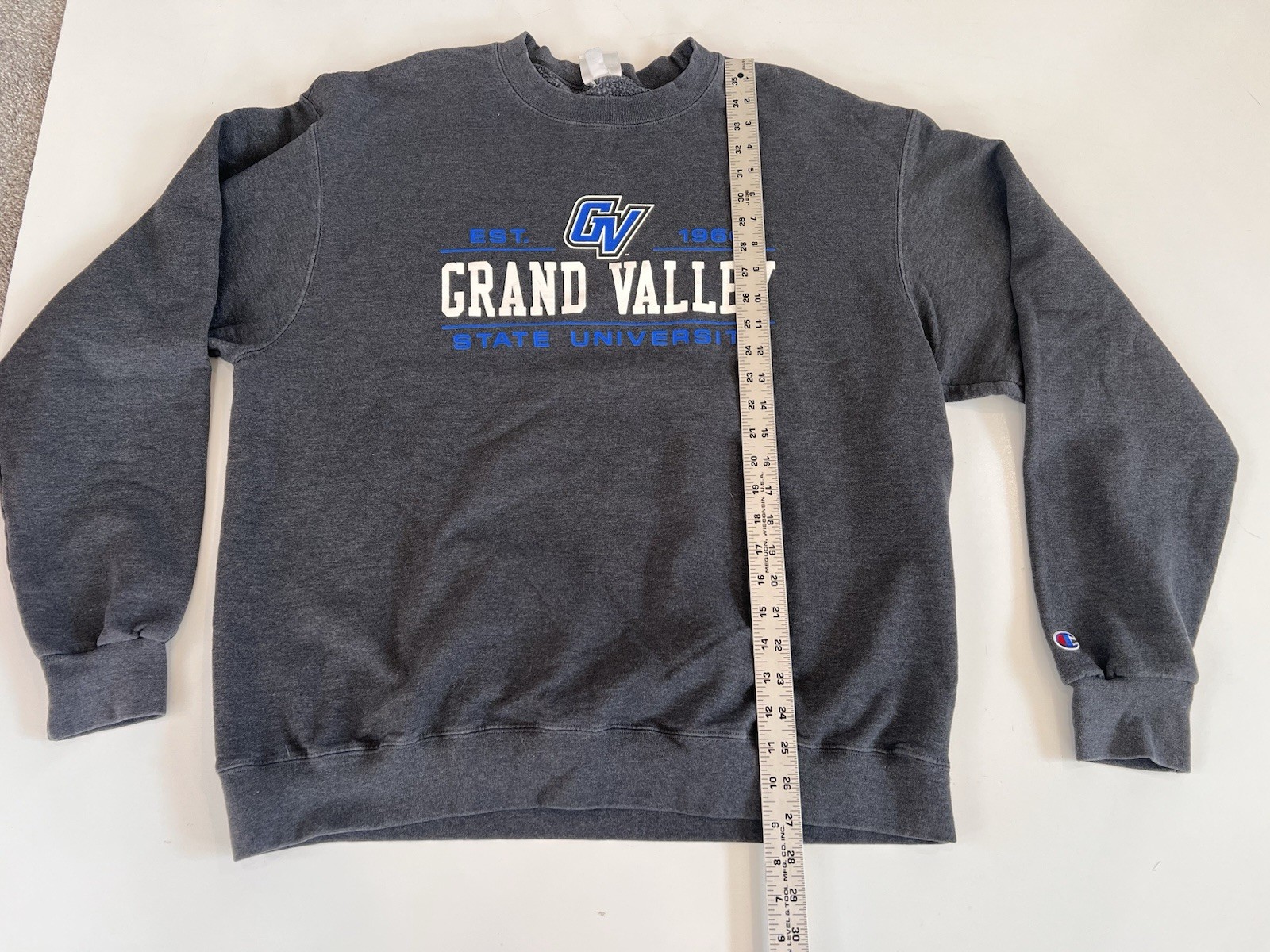 Champion Eco Fleece Unisex Grand Valley State University Crewneck Size XL