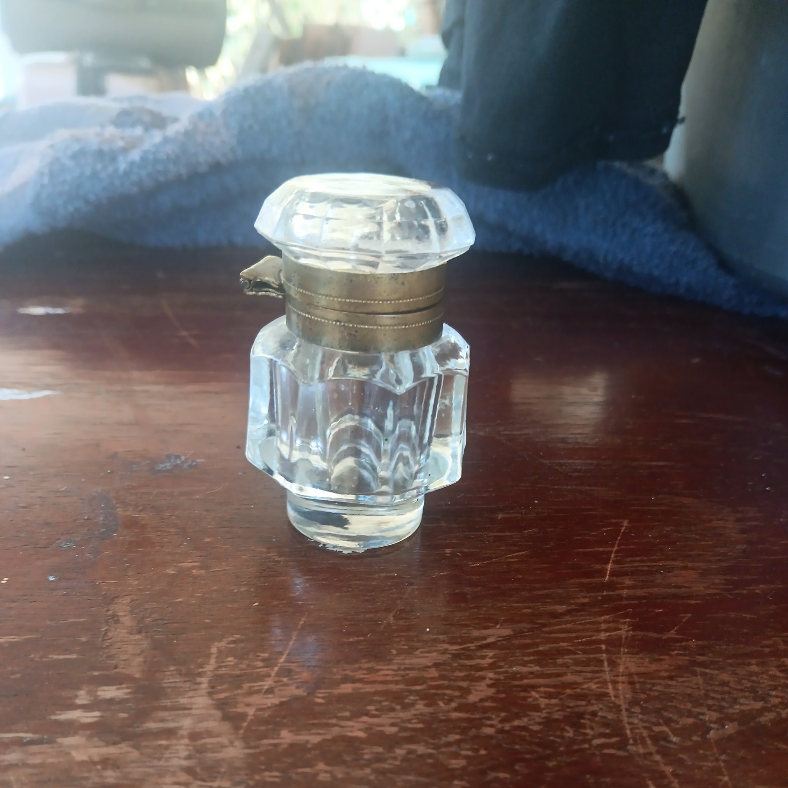 VERY RARE Inkwell UNIQUE Antique Clear Glass Brass Octagonal VERY RARE Inkwell UNIQUE Antique Clear Glass Brass Octagonal