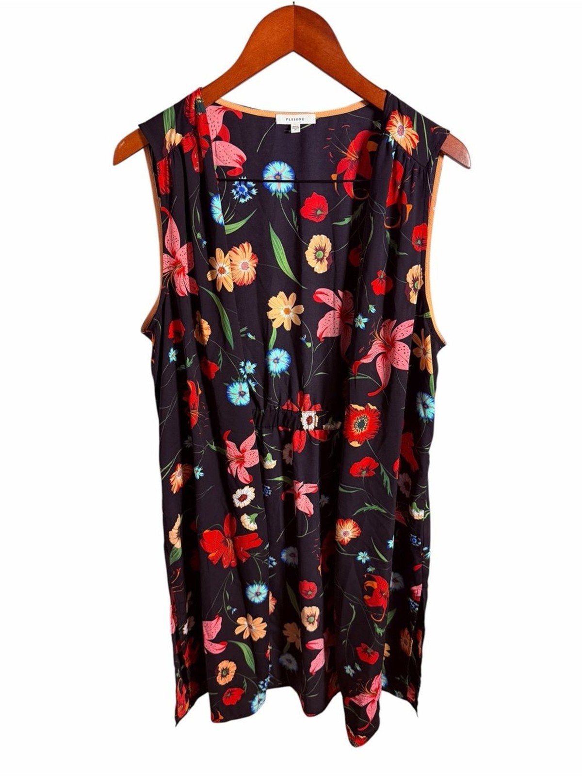 Pleoine Black Floral Open Vest M Pleoine Black Floral Open Vest M