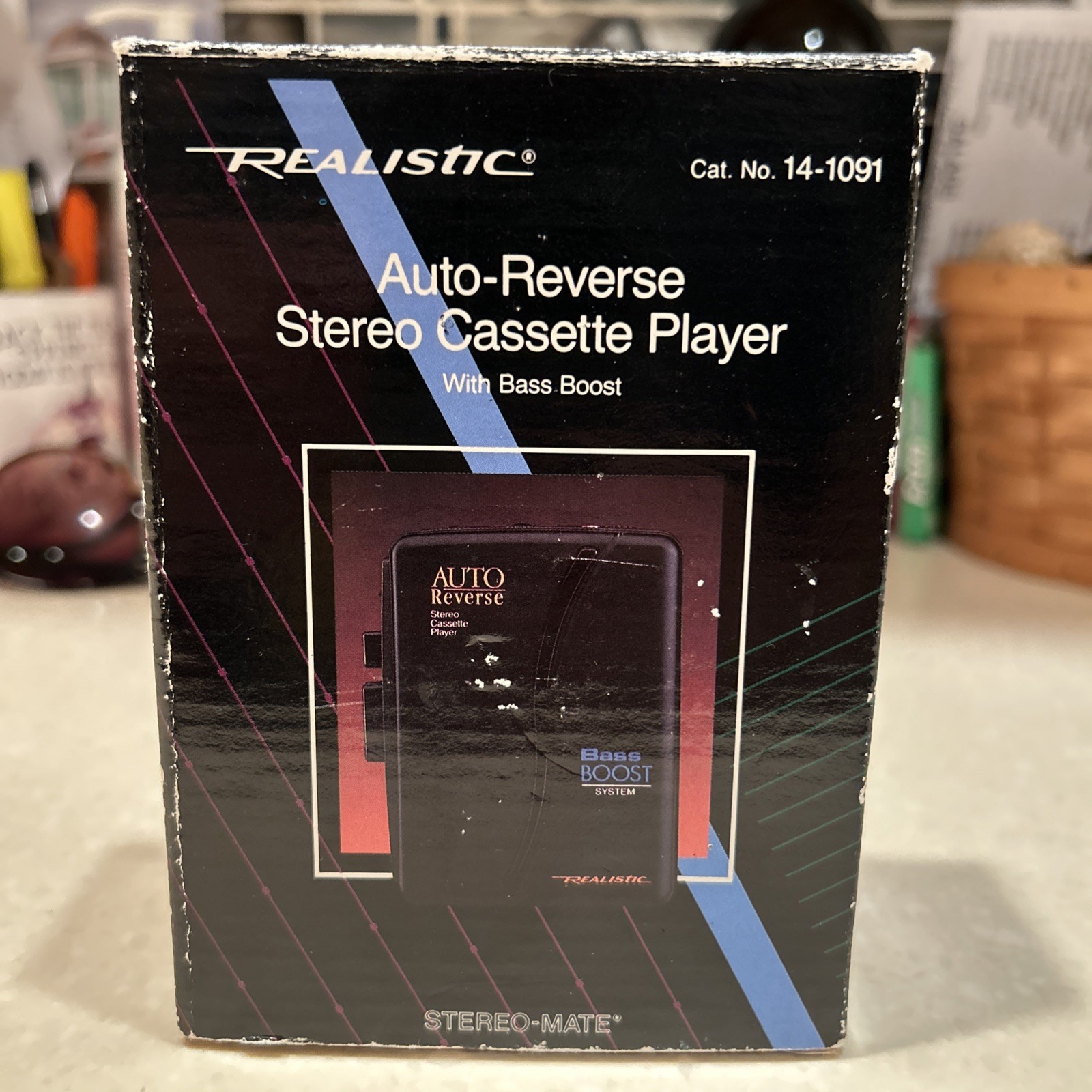 Realistic Stereo-Mate 14-1091 Auto Reverse Cassette Player Portable Bass Boost Realistic Stereo-Mate 14-1091 Auto Reverse Cassette Player Portable Bass Boost