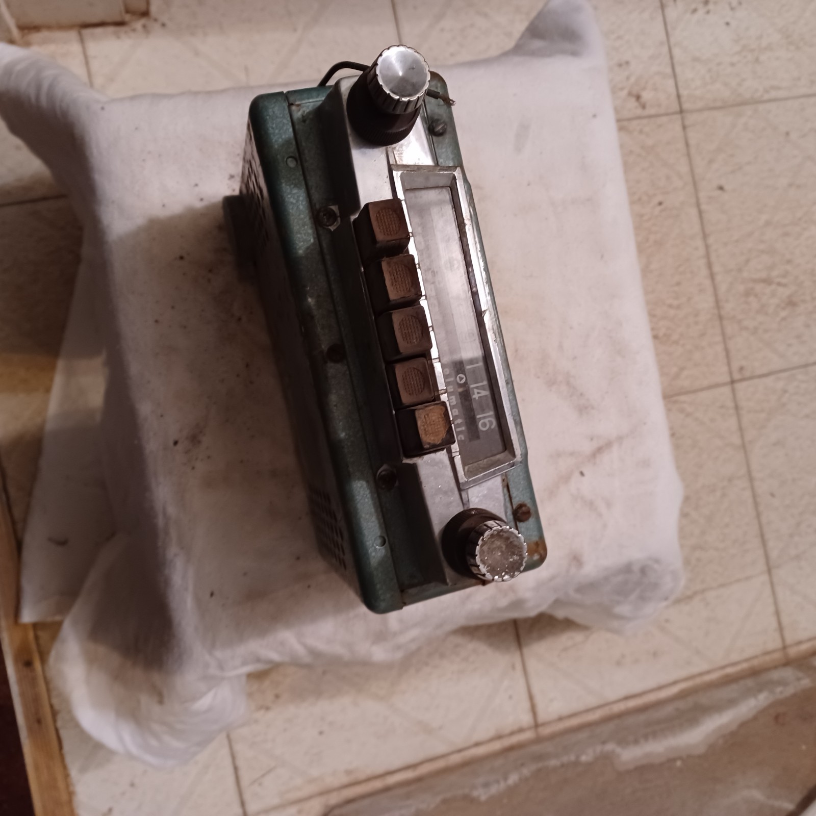 Motorola 5961-12 am Radio vintage volumatic Motorola 5961-12 am Radio vintage volumatic