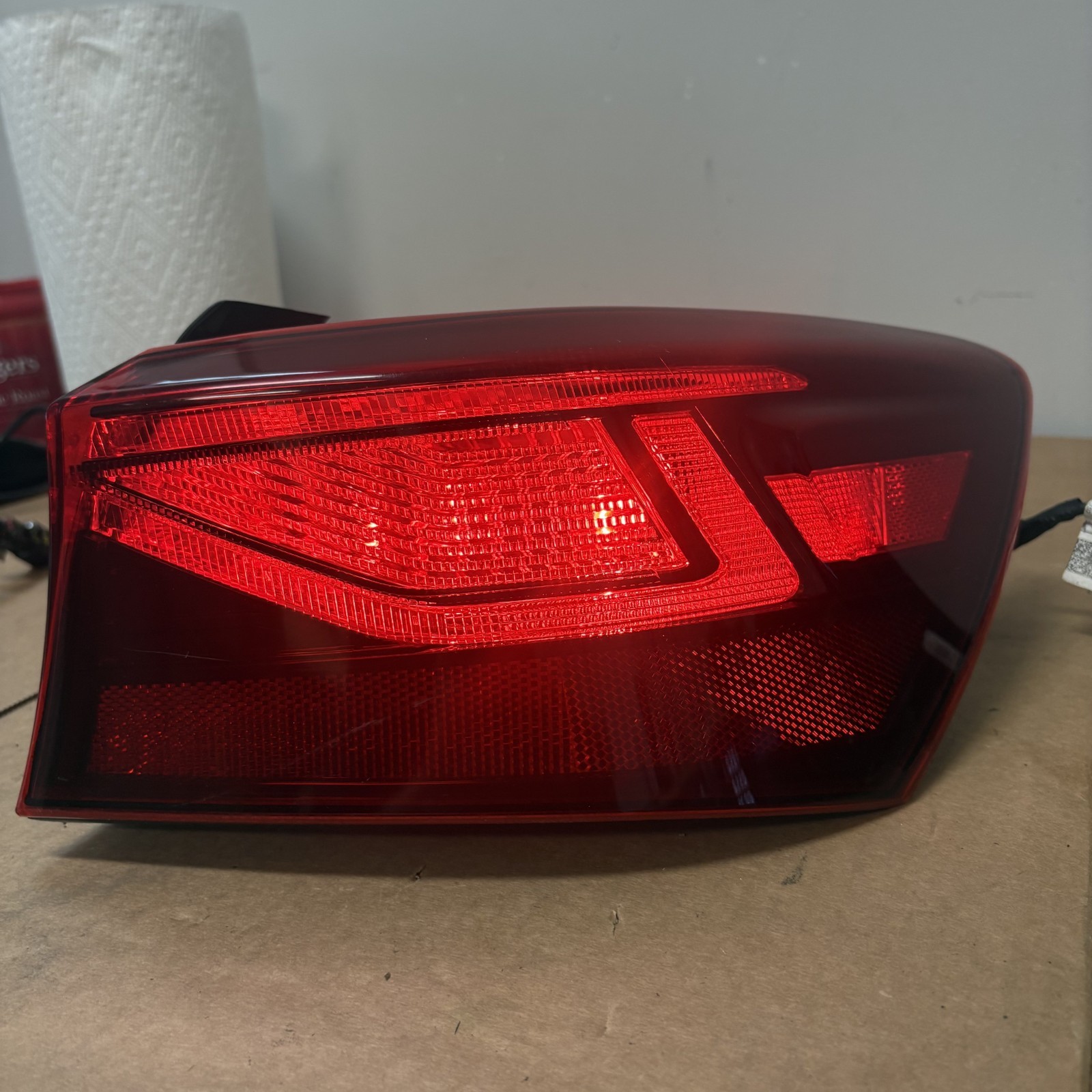 2019-2021 Kia Forte RH Outer Tail Light OEM 92402-M7000 Passenger Side
