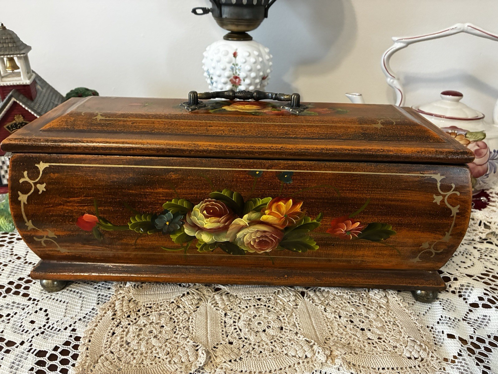 Vintage Hand, Painted Wooden Keepsake Box, Lidded, and Velvet Lined Vintage Hand, Painted Wooden Keepsake Box, Lidded, and Velvet Lined