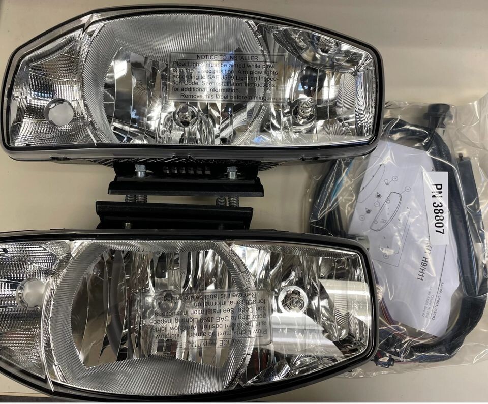 38800 Fisher Plow Western Plow Lights Intensifire Night Hawk Storm Seeker NEW 38800 Fisher Plow Western Plow Lights Intensifire Night Hawk Storm Seeker NEW