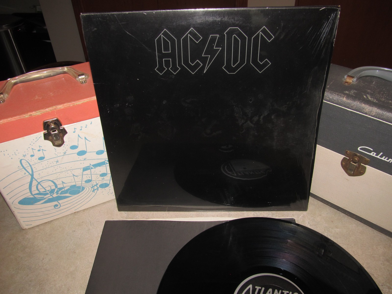 AC/DC Back In Black ATLANTIC LP NM Embossed cover SHRINK