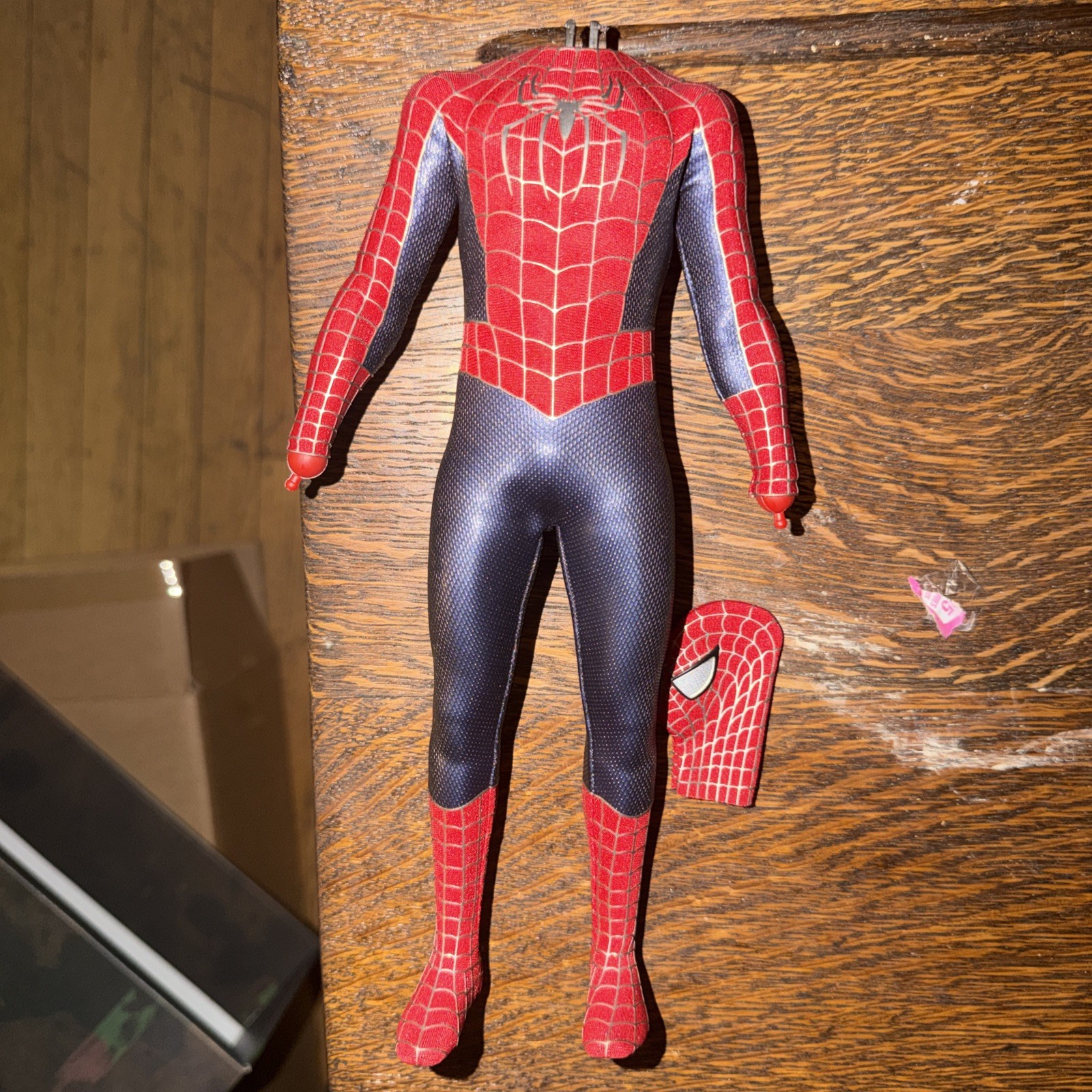 1/6 Hot Toy MMS661 NO WAY HOME Friendly Neighborhood Spiderman Body & Mask