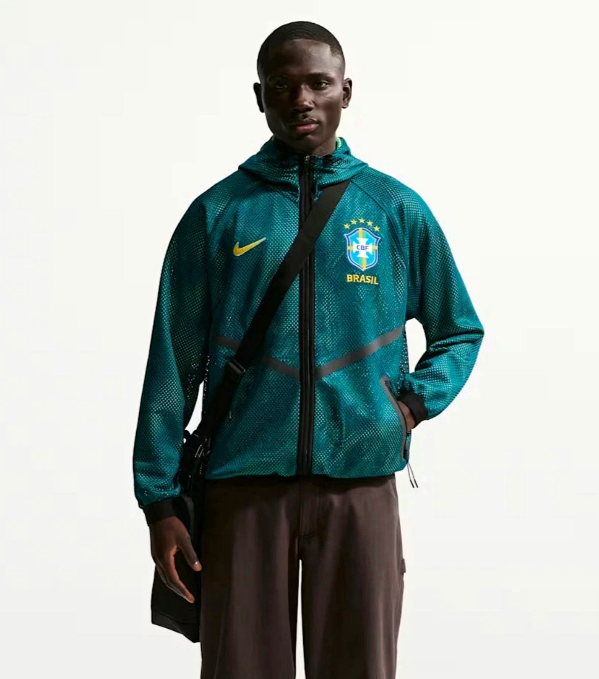 Nike Brazil World Cup Soccer Full-Zip Jacket Hoodie Green Size L Nike Brazil World Cup Soccer Full-Zip Jacket Hoodie Green Size L