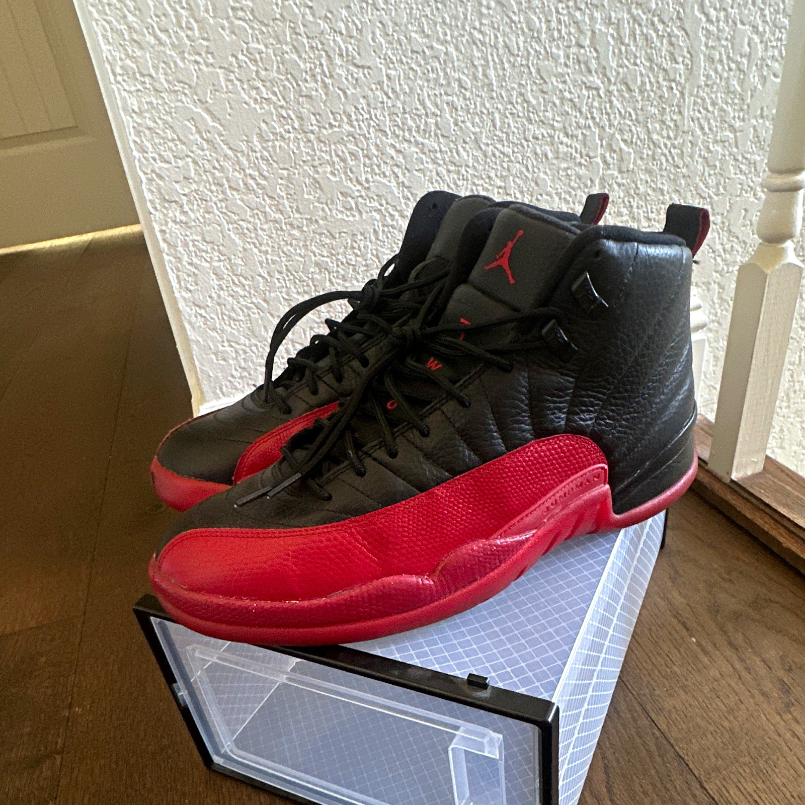 Jordan Air Jordan 12 Retro Flu Game Black/Varsity Red 2016 130690-002 Jordan Air Jordan 12 Retro Flu Game Black/Varsity Red 2016 130690-002