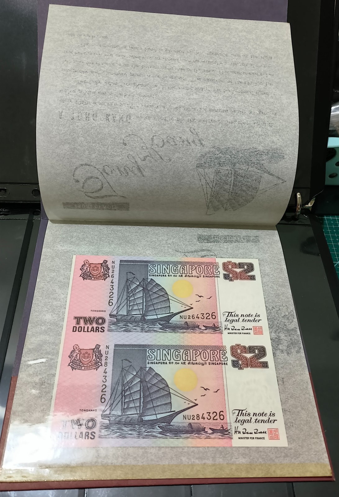 Singapore 1991 2 Dollars Banknotes Uncut Vertical Pair of a TongKang With Cover.