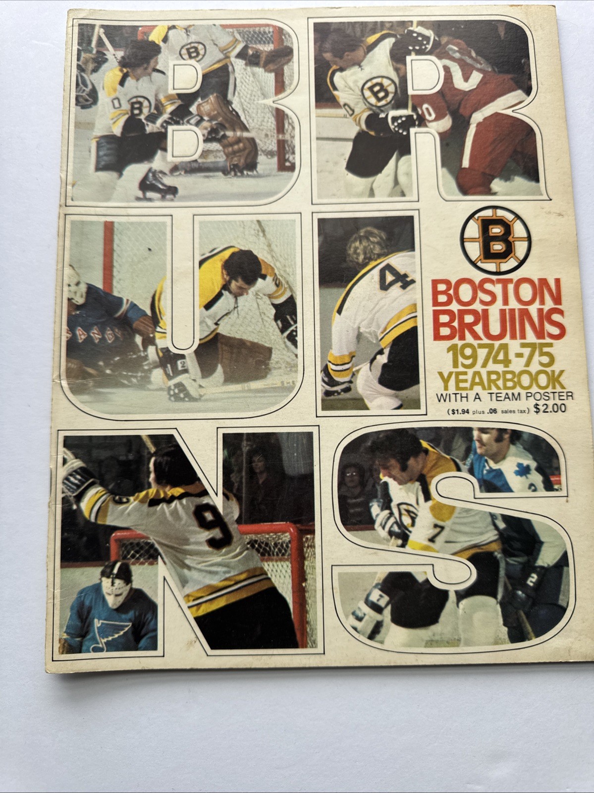 Rare Vintage 1974 75 BOSTON BRUINS Yearbook Bob ORR Phil ESPOSITO W/ Team Poster