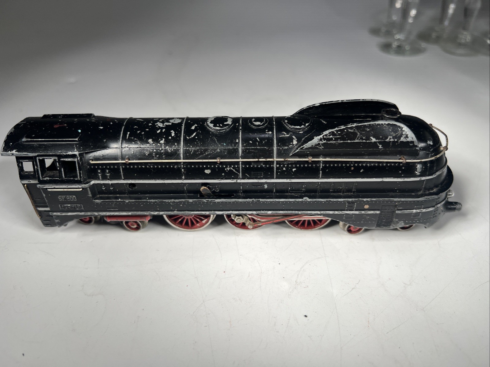Vintage Märklin HO SK800 Steam Locomotive 3 Dome 1952 & 1958 Weighs 2lbs Vintage Märklin HO SK800 Steam Locomotive 3 Dome 1952 & 1958 Weighs 2lbs