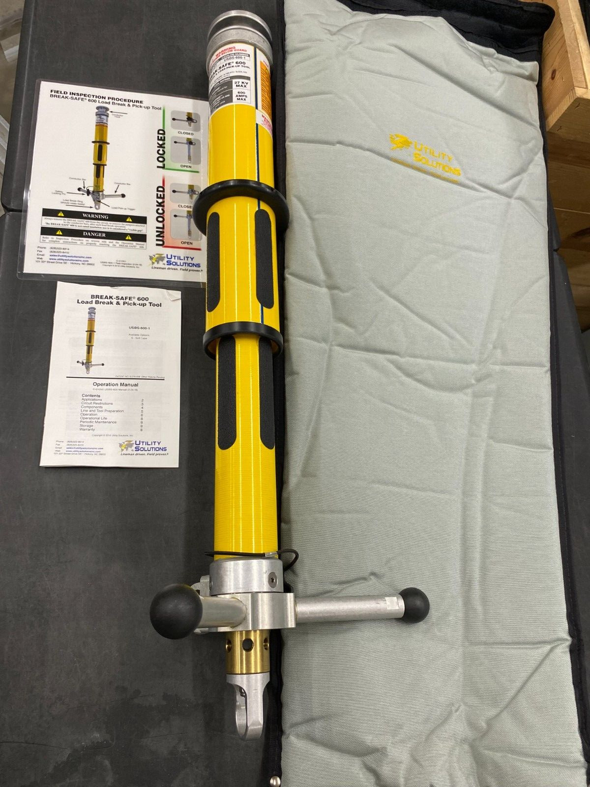 Utility Solutions USBS-600-1 Break Safe 600 Load Break & Pick-up Tool w/Bag
