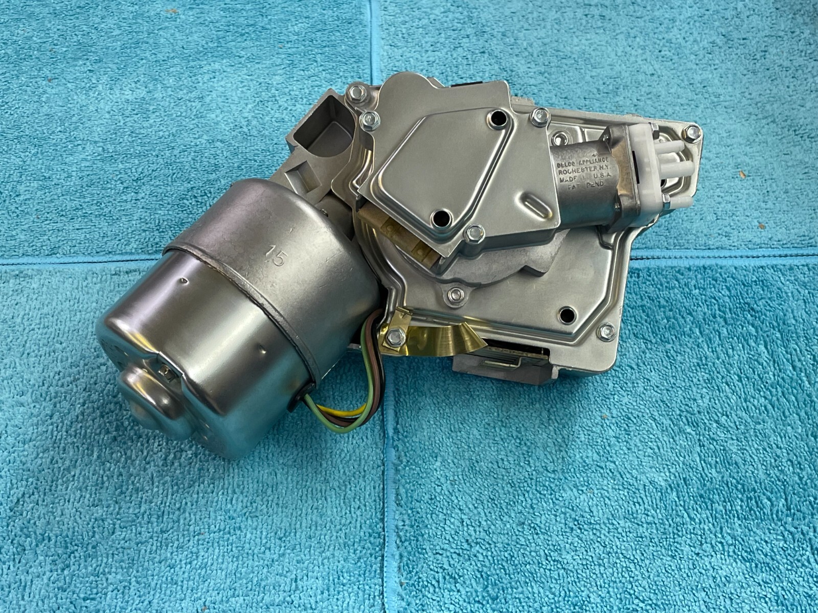 RESTORED 1963 - 67 Corvette wiper motor   5044518 (200.00 CORE CHARGE INCLUDED)