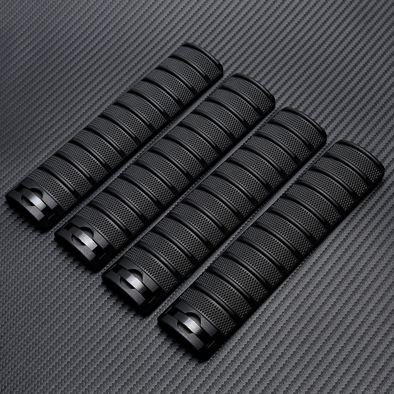 4pcs/Set Tactical Rail Mount Covers Fit NATO 20mm Picatinny Rail Panel 4pcs/Set Tactical Rail Mount Covers Fit NATO 20mm Picatinny Rail Panel