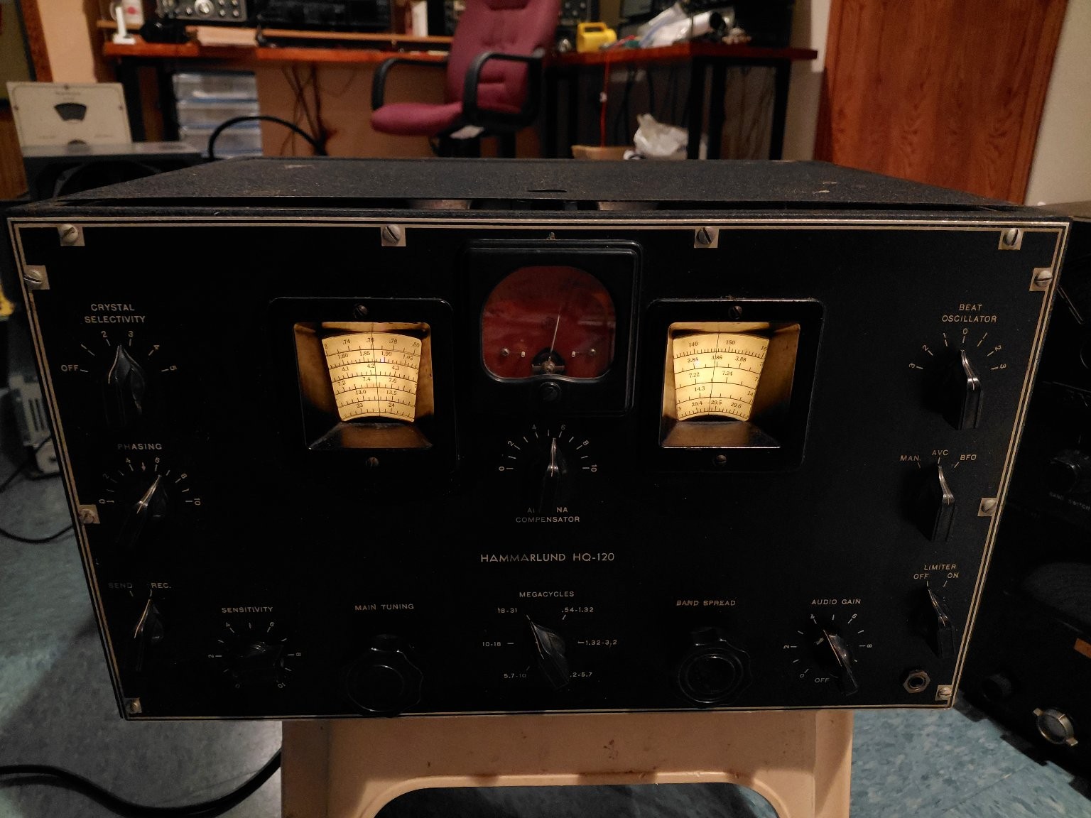 Vintage Hammarlund HQ-120 Tube Radio Receiver Communications Shortwave Untested