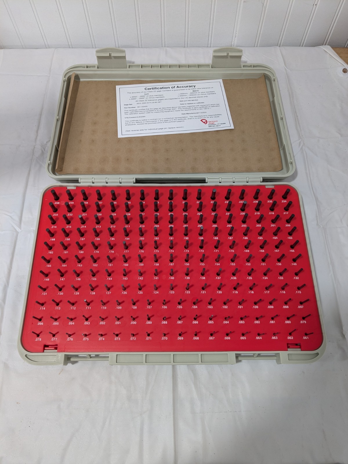 Vermont Gage 190 Pc Class ZZ Plug Gage Set: 0.061 to 0.25