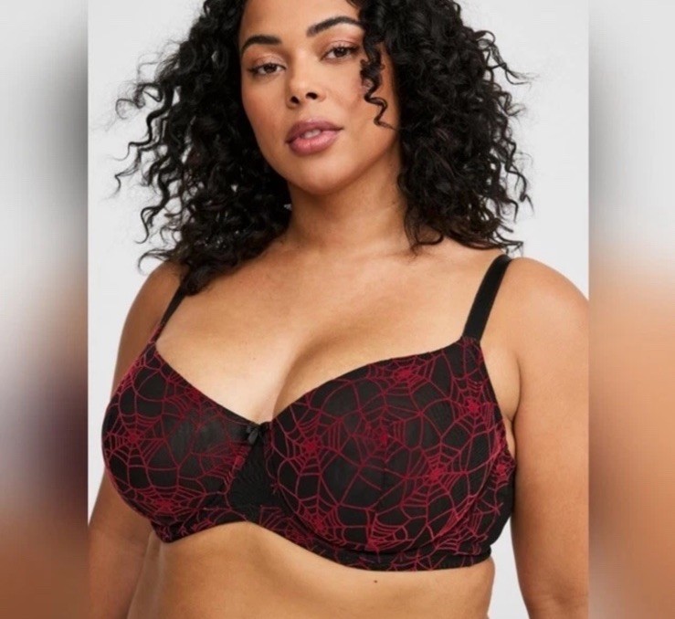 NWT Torrid Black/Red Allover Spiderwebs Balconette Unlined Flocked Mesh Bra 42C NWT Torrid Black/Red Allover Spiderwebs Balconette Unlined Flocked Mesh Bra 42C