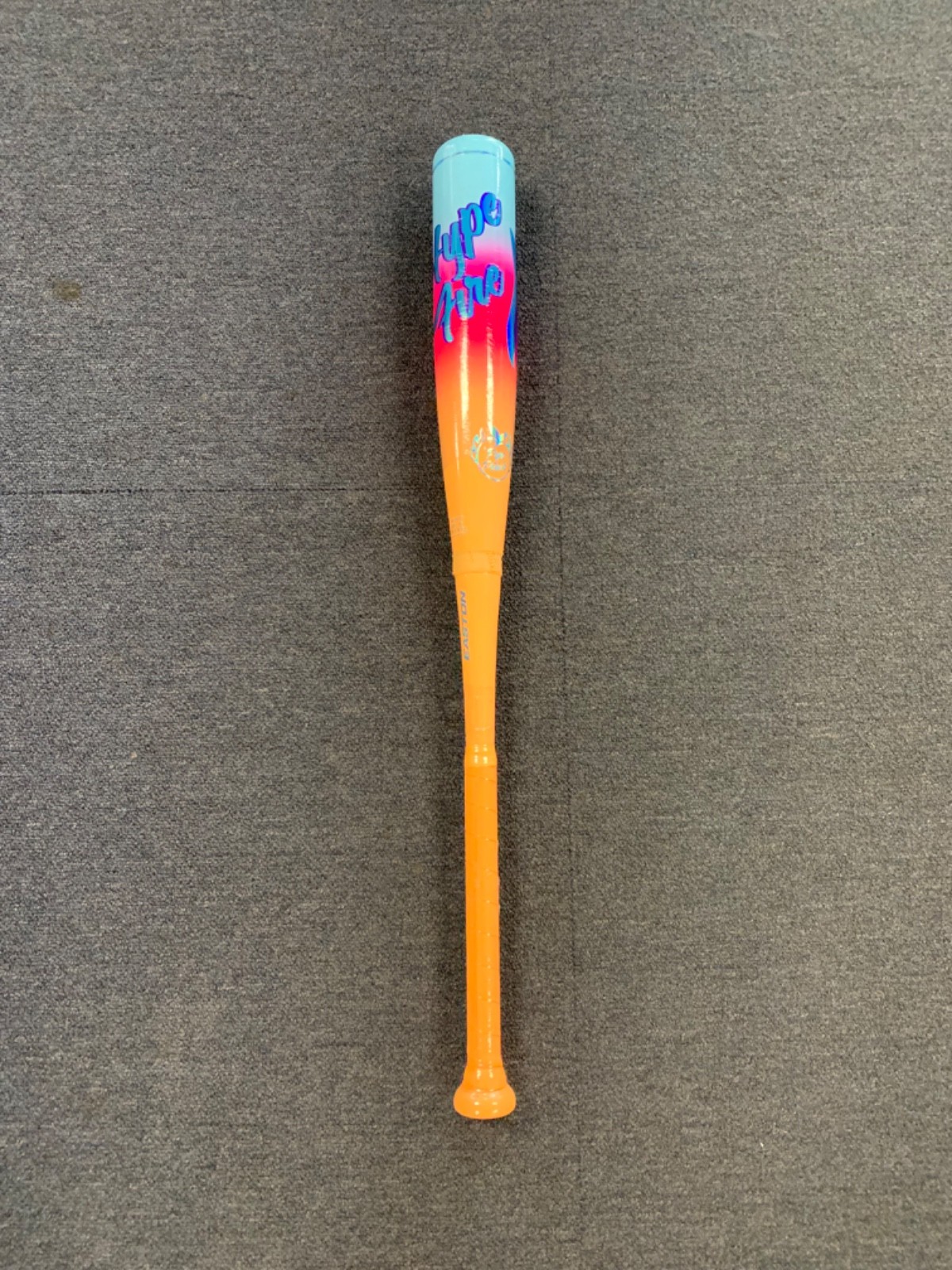 2027 Easton Hype Fire -10 USA Baseball Bat: EUS7HYP10 29in 19oz 2027 Easton Hype Fire -10 USA Baseball Bat: EUS7HYP10 29in 19oz