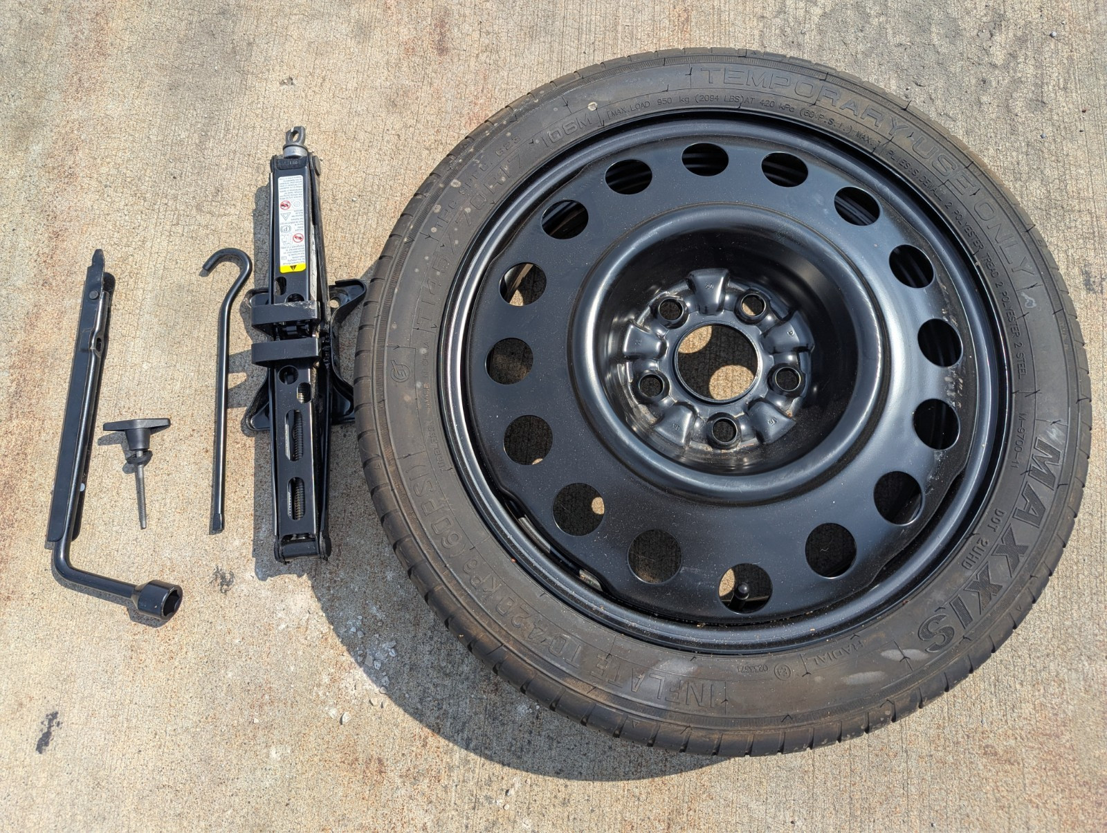 2010-2017 Chevrolet Equinox Spare Tire w/ Jack Kit Combo T145/70R17 106M OEM _-