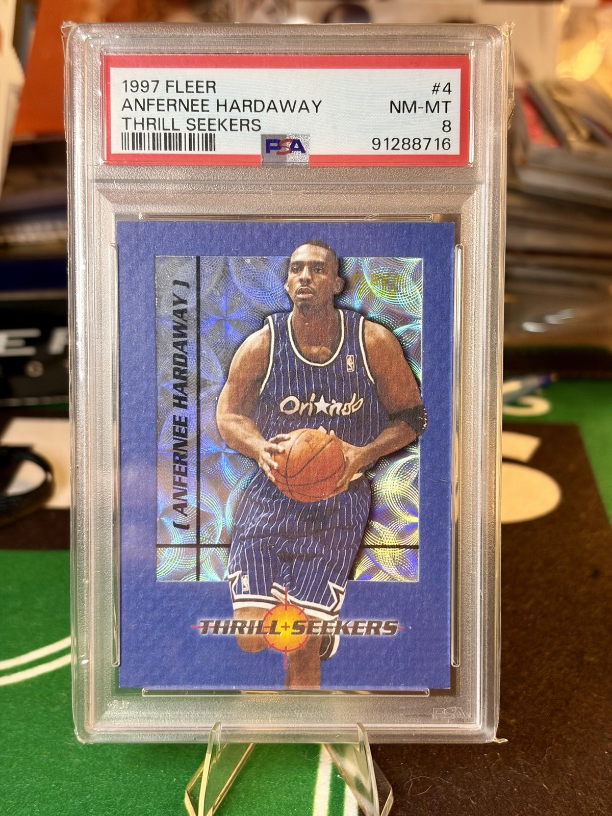 1997-98 Fleer - Thrill Seekers Anfernee Hardaway #4 TS 1997-98 Fleer - Thrill Seekers Anfernee Hardaway #4 TS