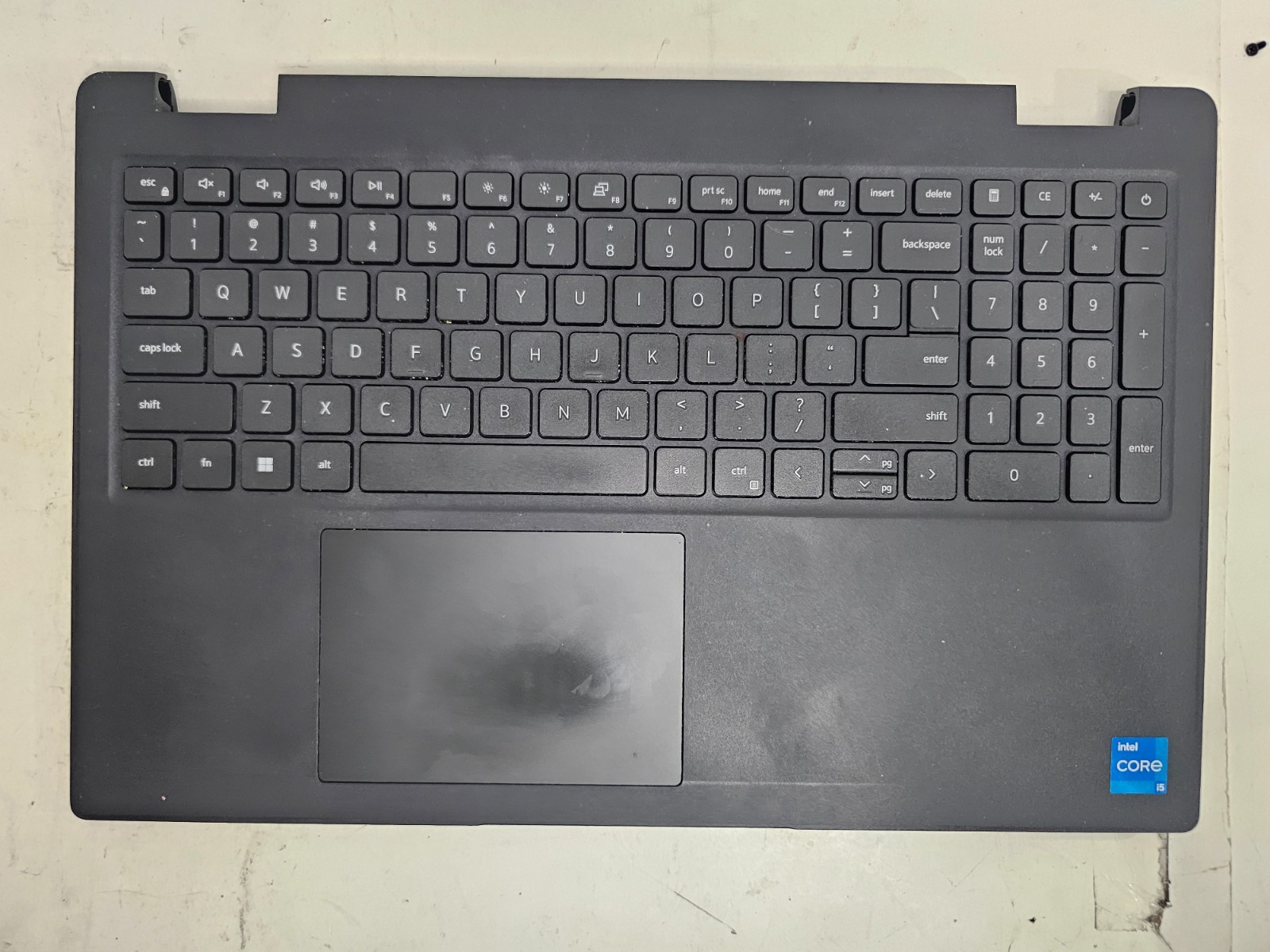 Dell Latitude 3520 i5-1135G7 16GB RAM 256GB SSD Win 11 NO LCD #04