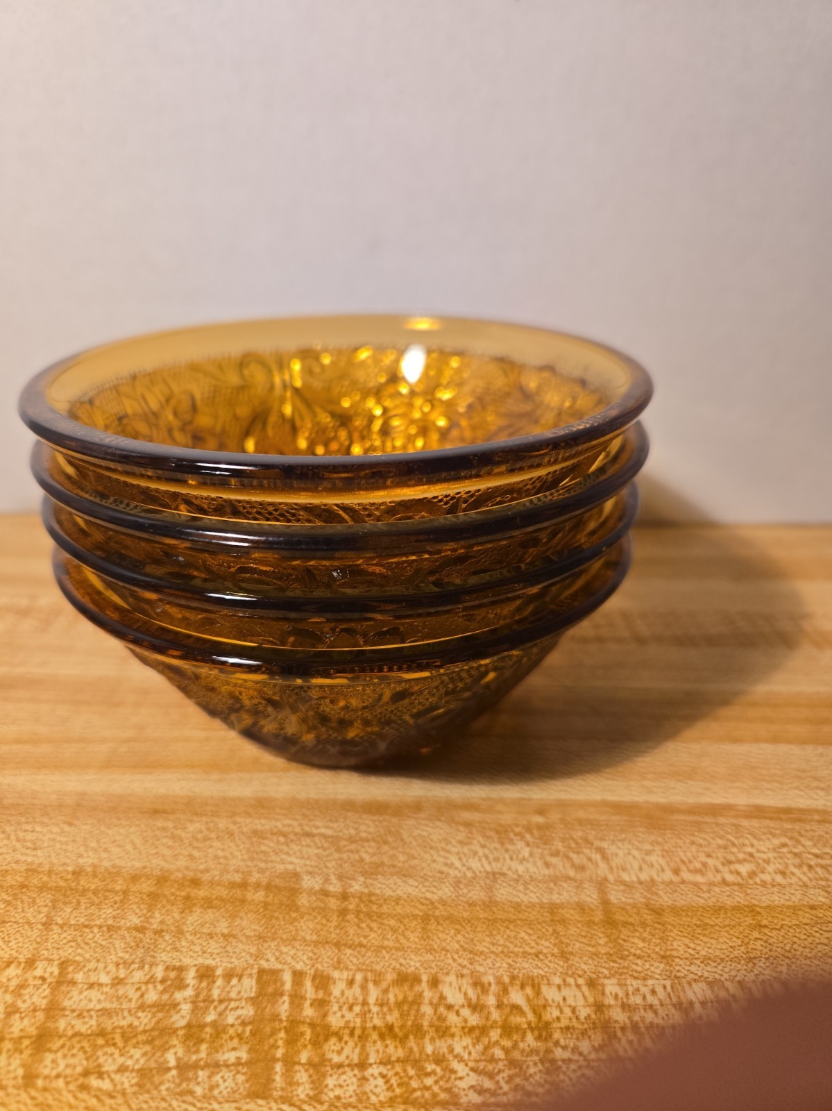 Vintage Set of 4 Indiana Tiara Amber Glass Sandwich Fruit Dessert Bowls 4.5\ Vintage Set of 4 Indiana Tiara Amber Glass Sandwich Fruit Dessert Bowls 4.5\