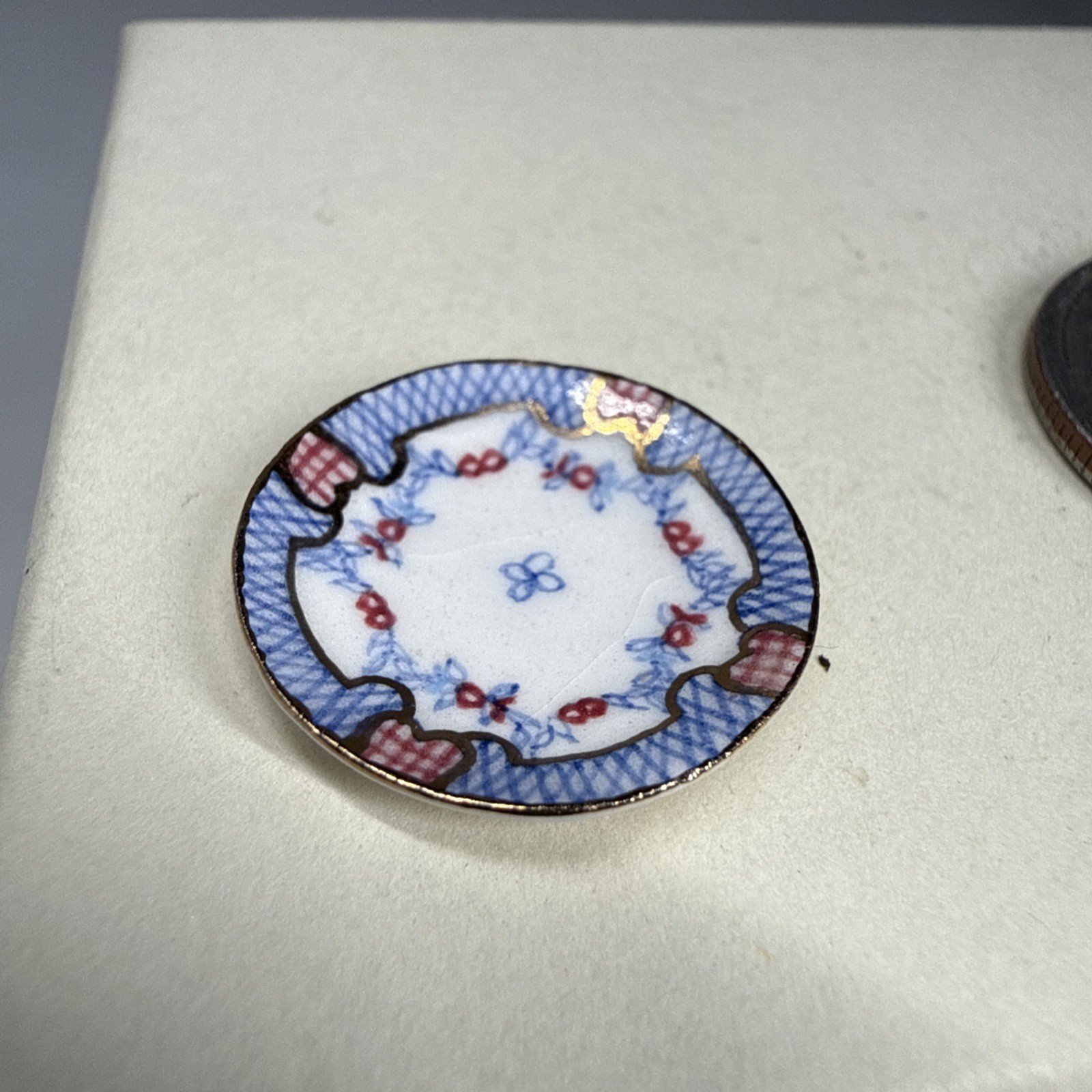 Teresa Welch Signed 1982 Artisan Porcelain Miniature Plate Dollhouse 1:12