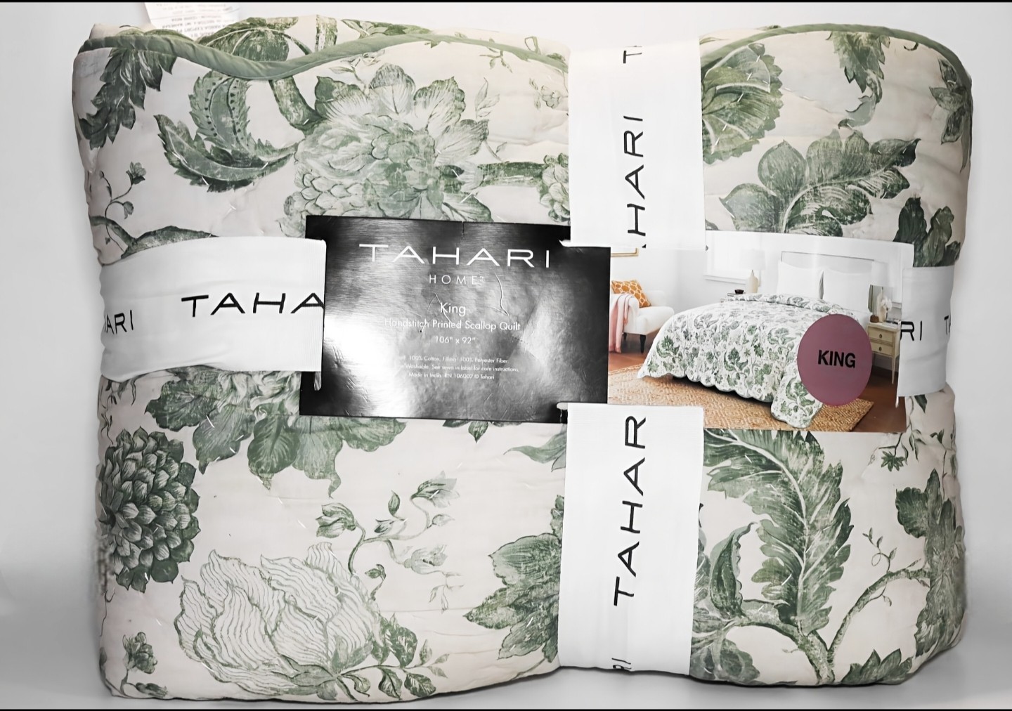 New Tahari Home King Green and White Cotton Printed Scallop Quilt Floral 106x92”
