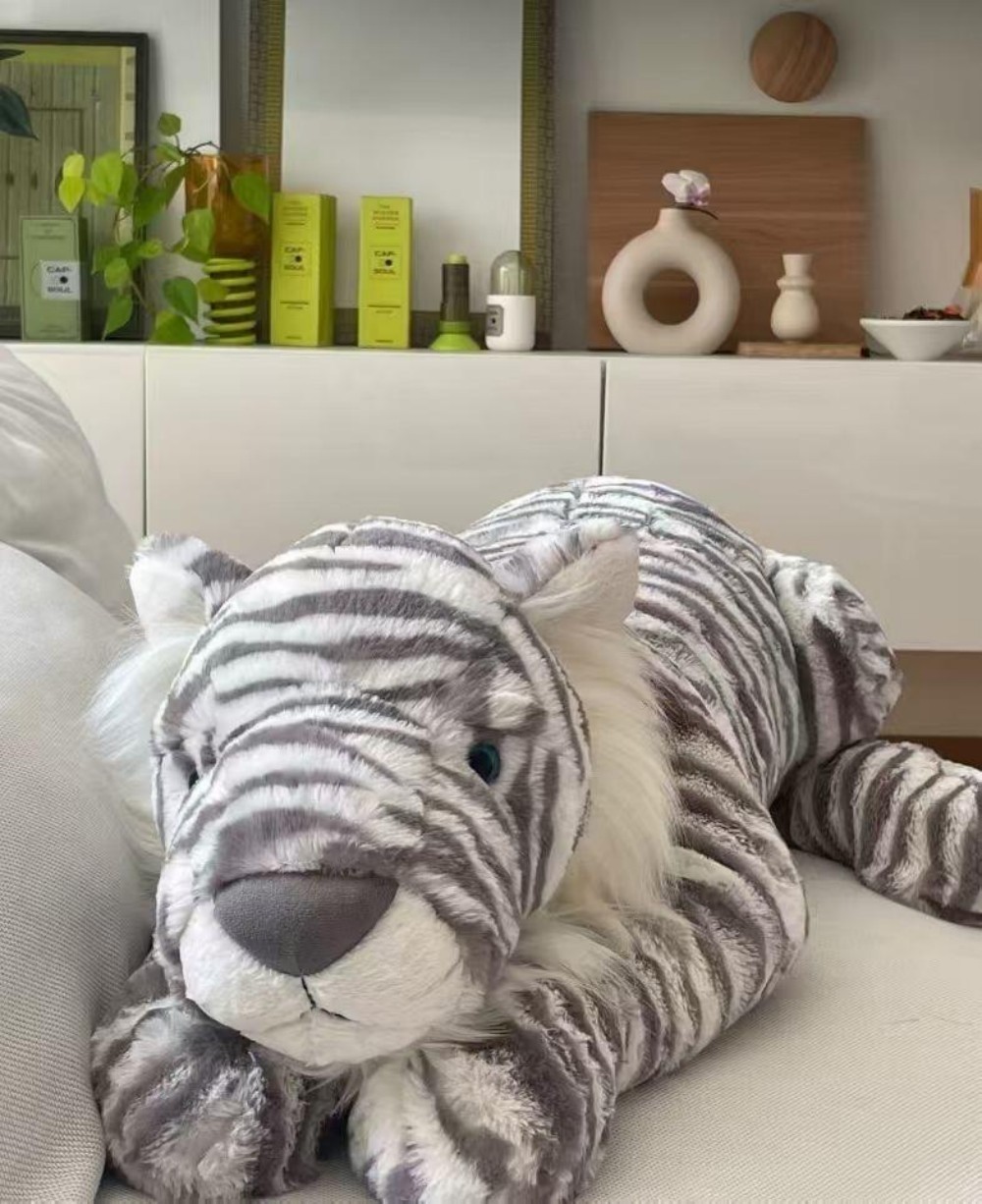 AUTHENTIC Jellycat Sacha Snow Tiger Large Plush Toy Doll 18 inch with Dust Bag