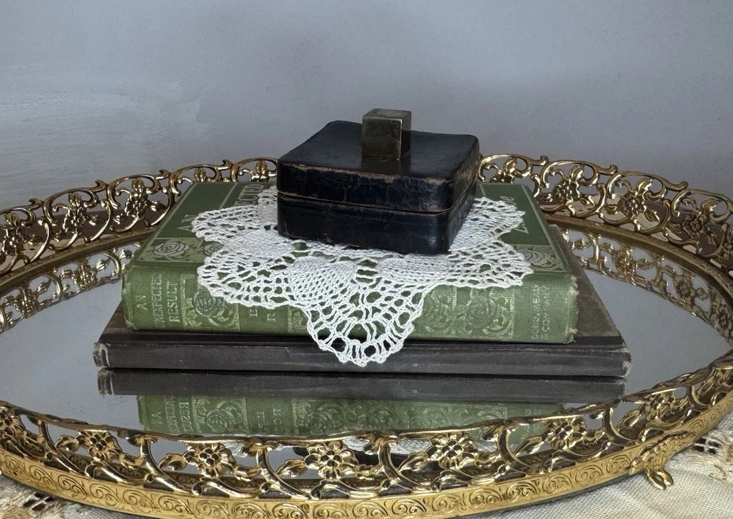 Antique Small Square Leather Jewelry Box With Brass Cube Knob Made In Italy