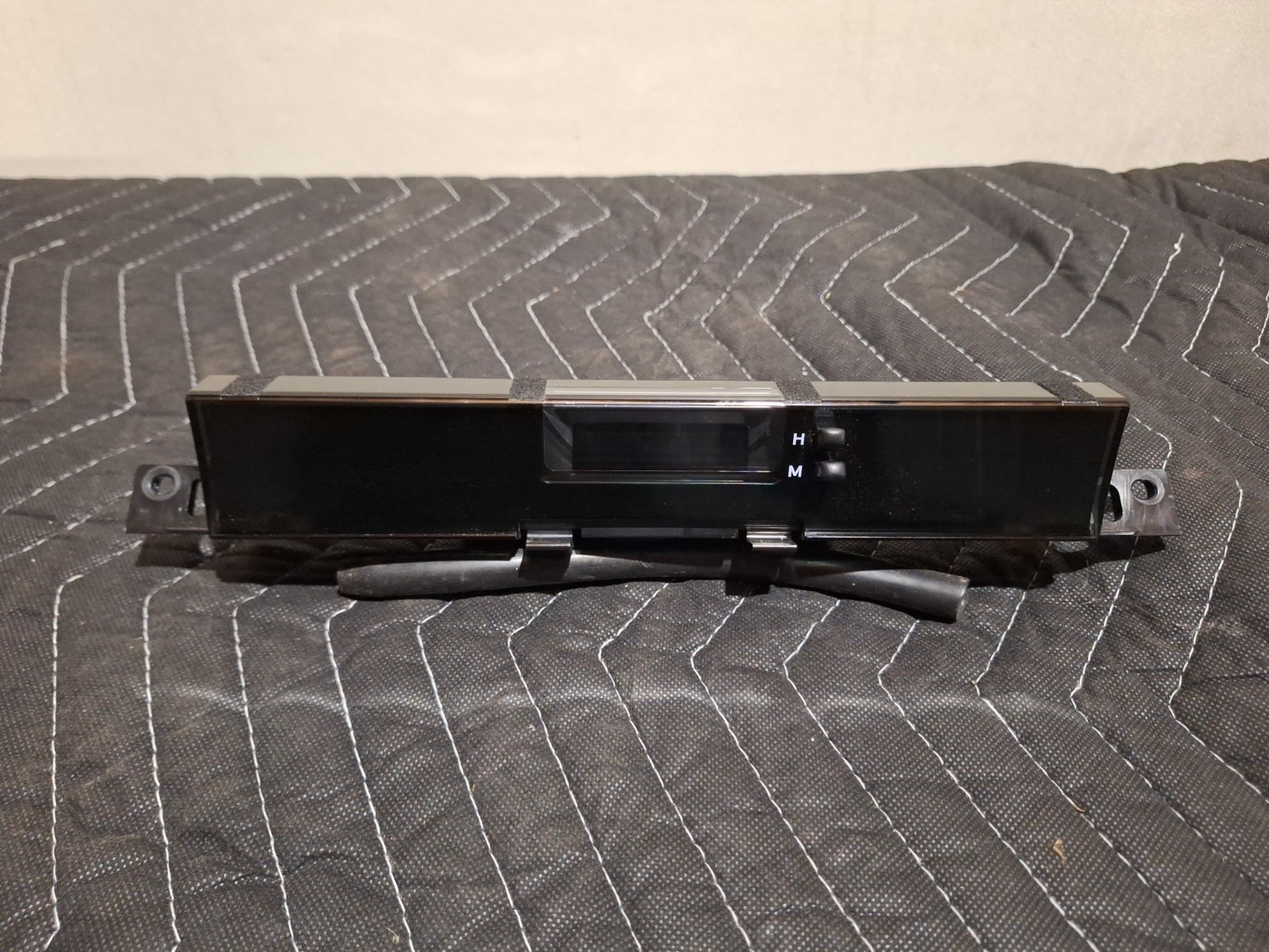 2014-2023 TOYOTA 4RUNNER CENTER DASHBOARD DIGITAL CLOCK DISPLAY 83290-35110 OEM