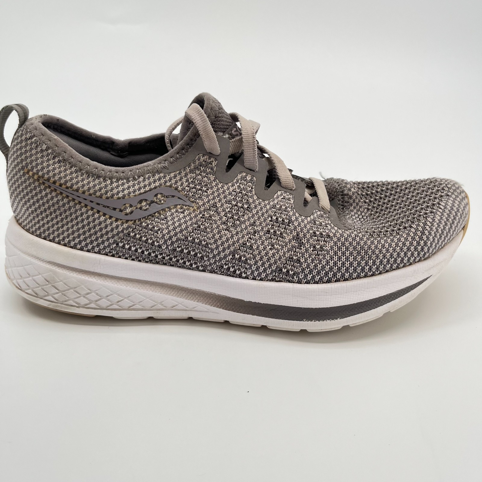 Saucony Versafoam Flame Womens Size 6 Gray White Athletic Running Shoes Sneakers