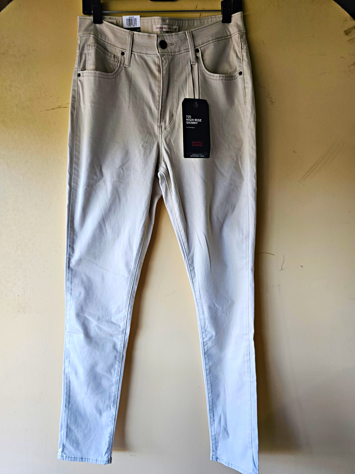 Levi\'s Premium 721 High-Rise Skinny Slim Stretch Beige Denim Jeans NWT