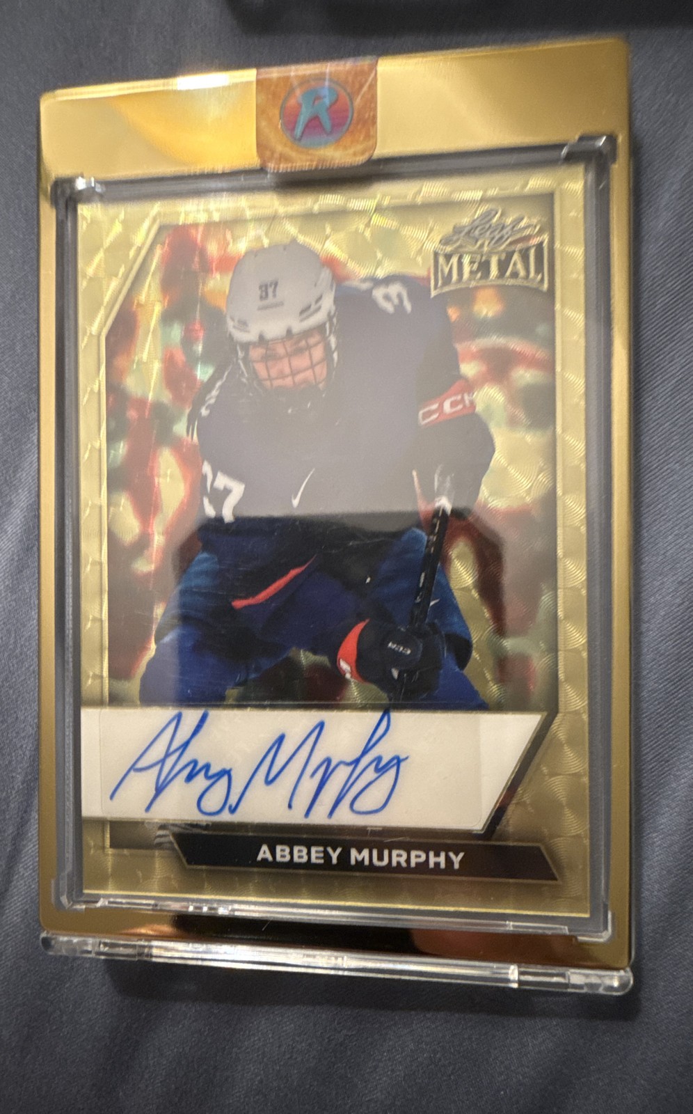 Abbey Murphy Leaf Metal On Card Auto 1 Of 1 Superfractor Abbey Murphy Leaf Metal On Card Auto 1 Of 1 Superfractor