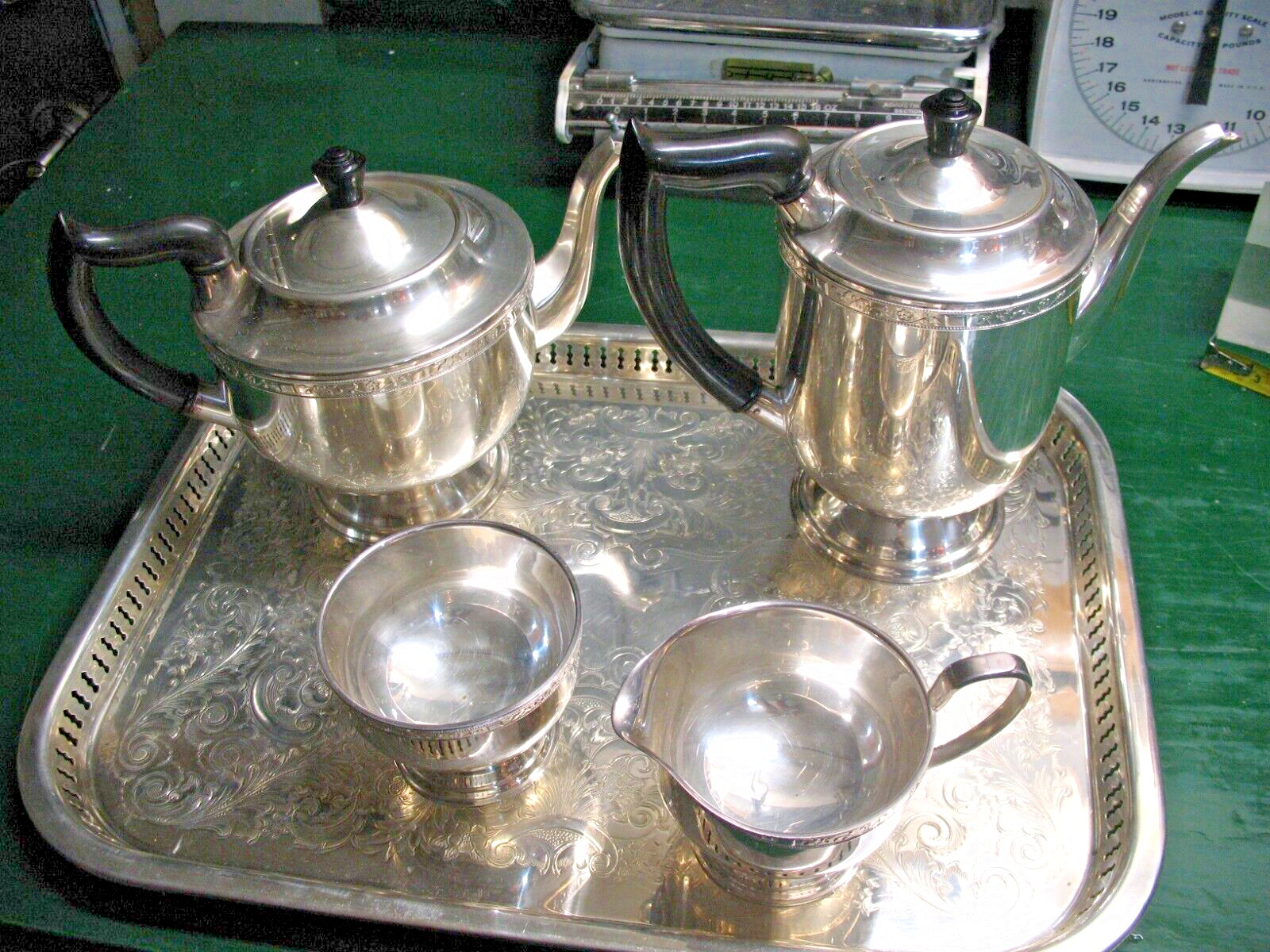 VINERS OF SHEFFIELD E.P.N.S. A1 COFFEE TEA SET 4 PEICE w/ TRAY ORIGINAL ENGLAND VINERS OF SHEFFIELD E.P.N.S. A1 COFFEE TEA SET 4 PEICE w/ TRAY ORIGINAL ENGLAND