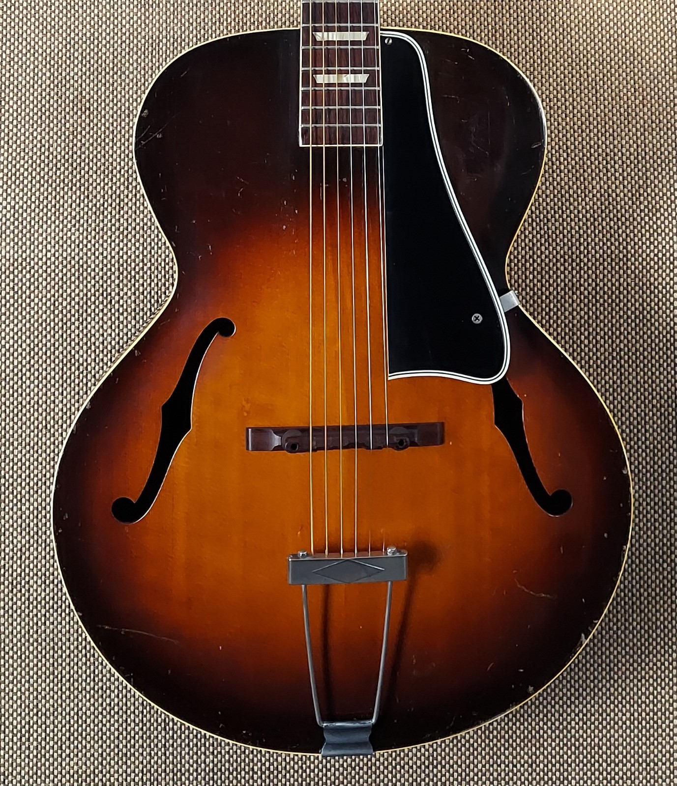 1950’s Gibson L-50 Archtop Very Good Condition Great Player with Tons of Mojo