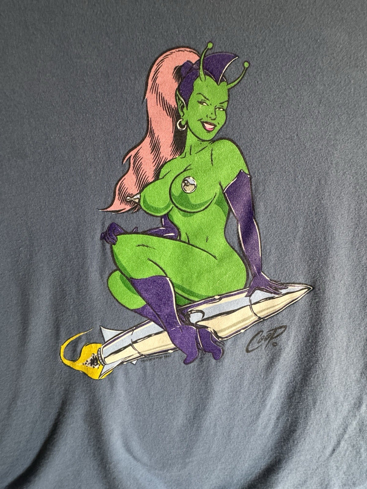 Vintage Coop Alien Chick Men’s Shirt Vintage Coop Alien Chick Men’s Shirt
