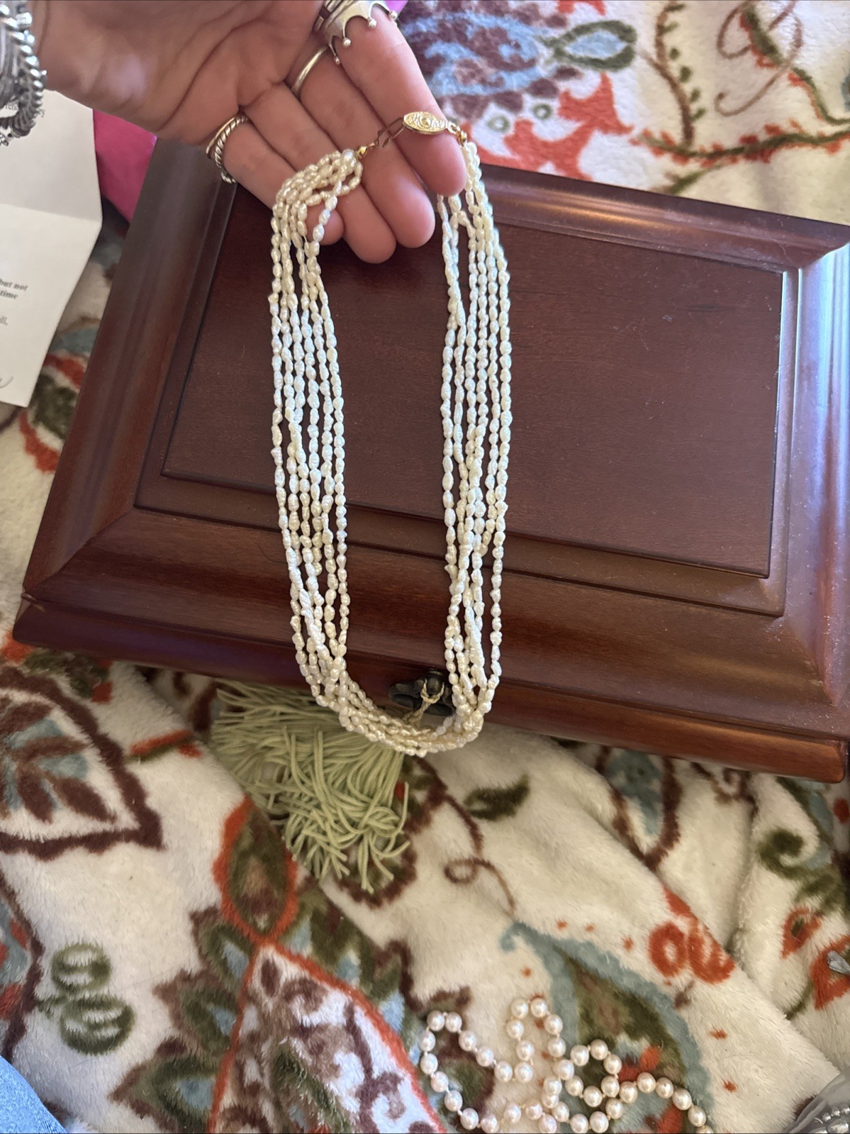 Vintage Genuine Freshwater Pearl Layered Necklace Vintage Genuine Freshwater Pearl Layered Necklace