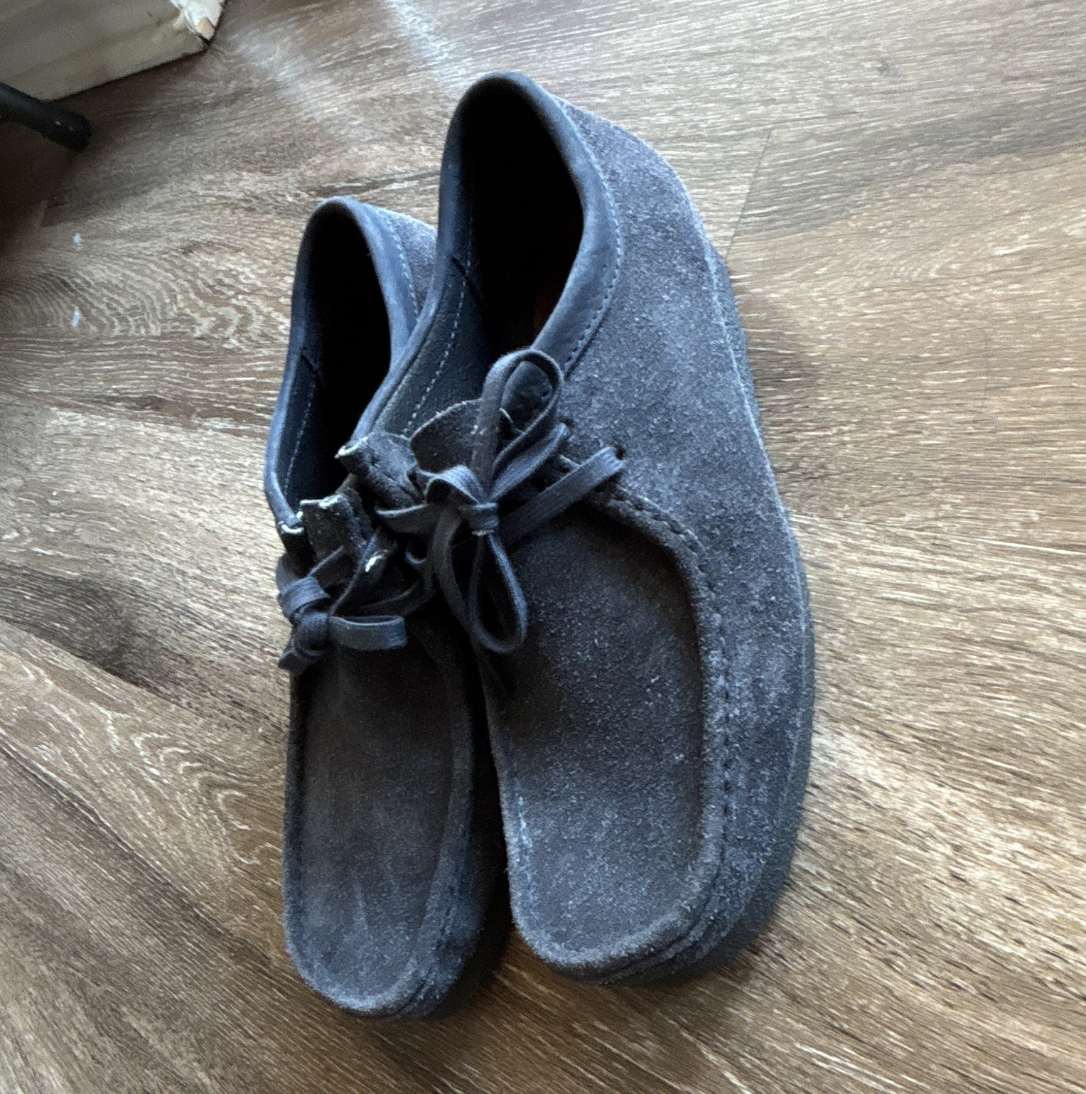 Clarks Originals Men’s US 10.5 Black Suede Moccasin Lace-Up Square Toe Clarks Originals Men’s US 10.5 Black Suede Moccasin Lace-Up Square Toe