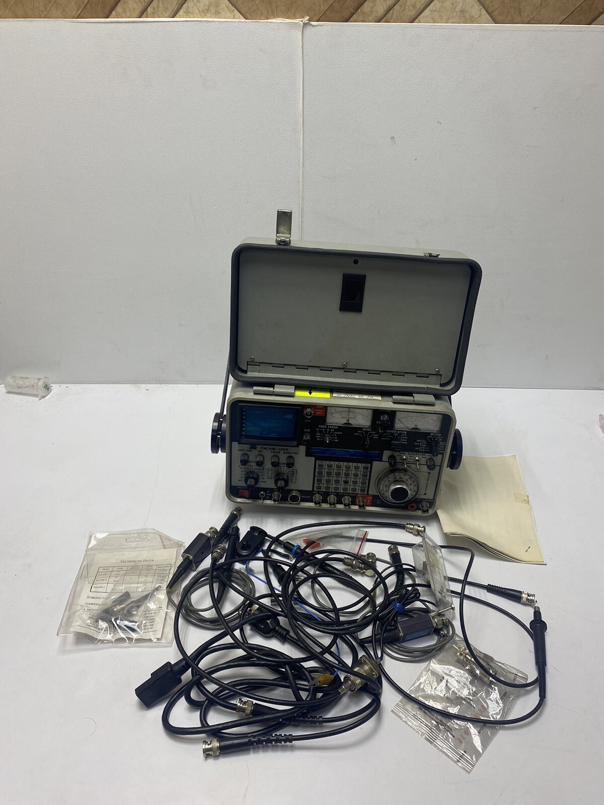 IFR FM/AM-1200 Communication Service Monitor