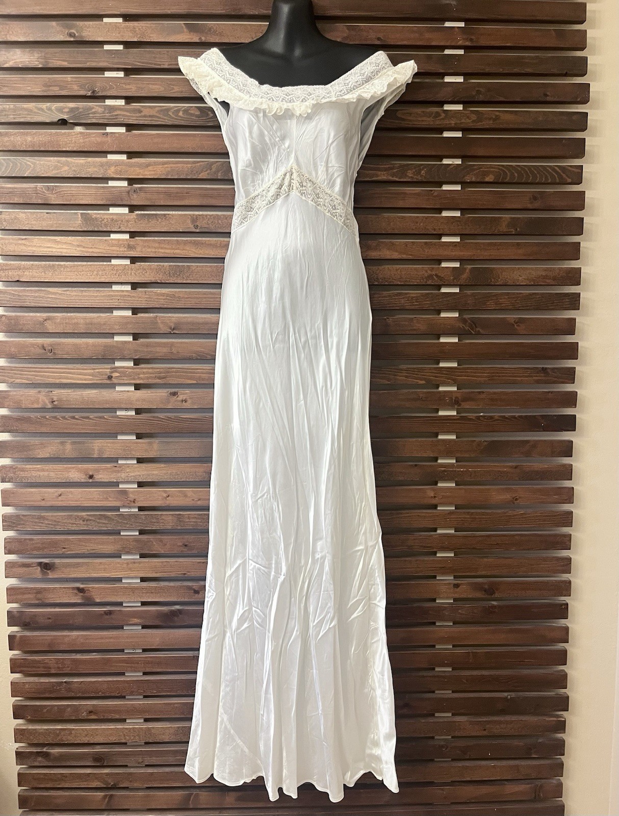 1930s 1940s Vintage Ivory White Lace Ruffle Bias Cut Satin Maxi Slip Dress Gown