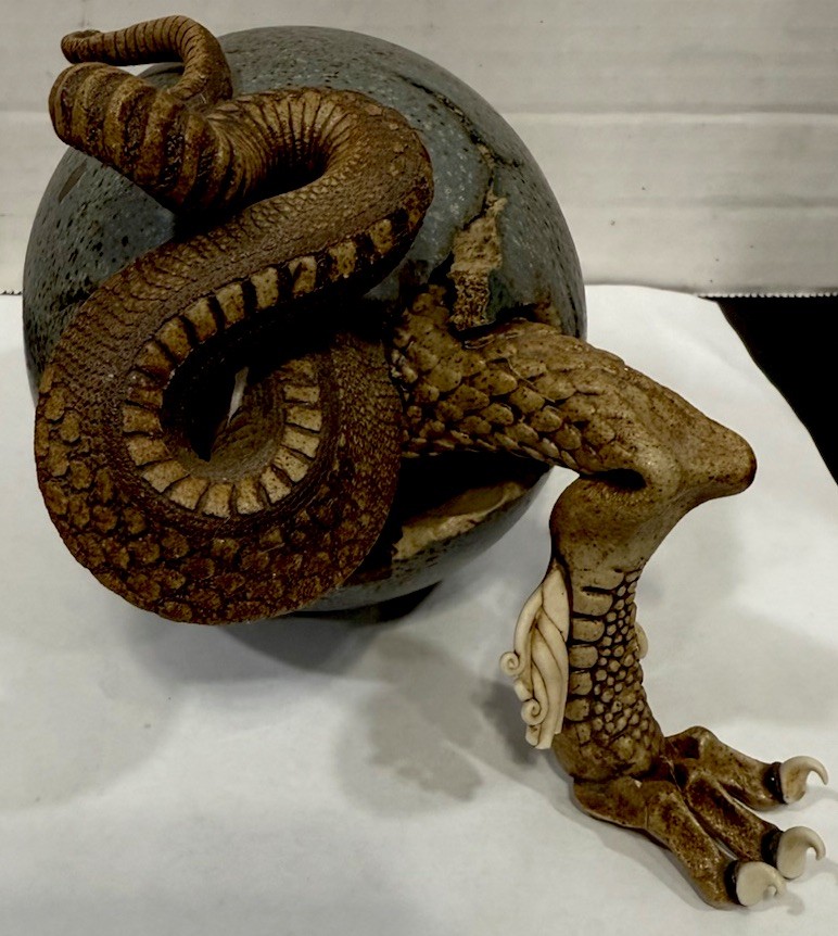 Rare Dennis Thompson Snobhog Pottery Dragon Egg Hatchling Small Flaw, See Photo
