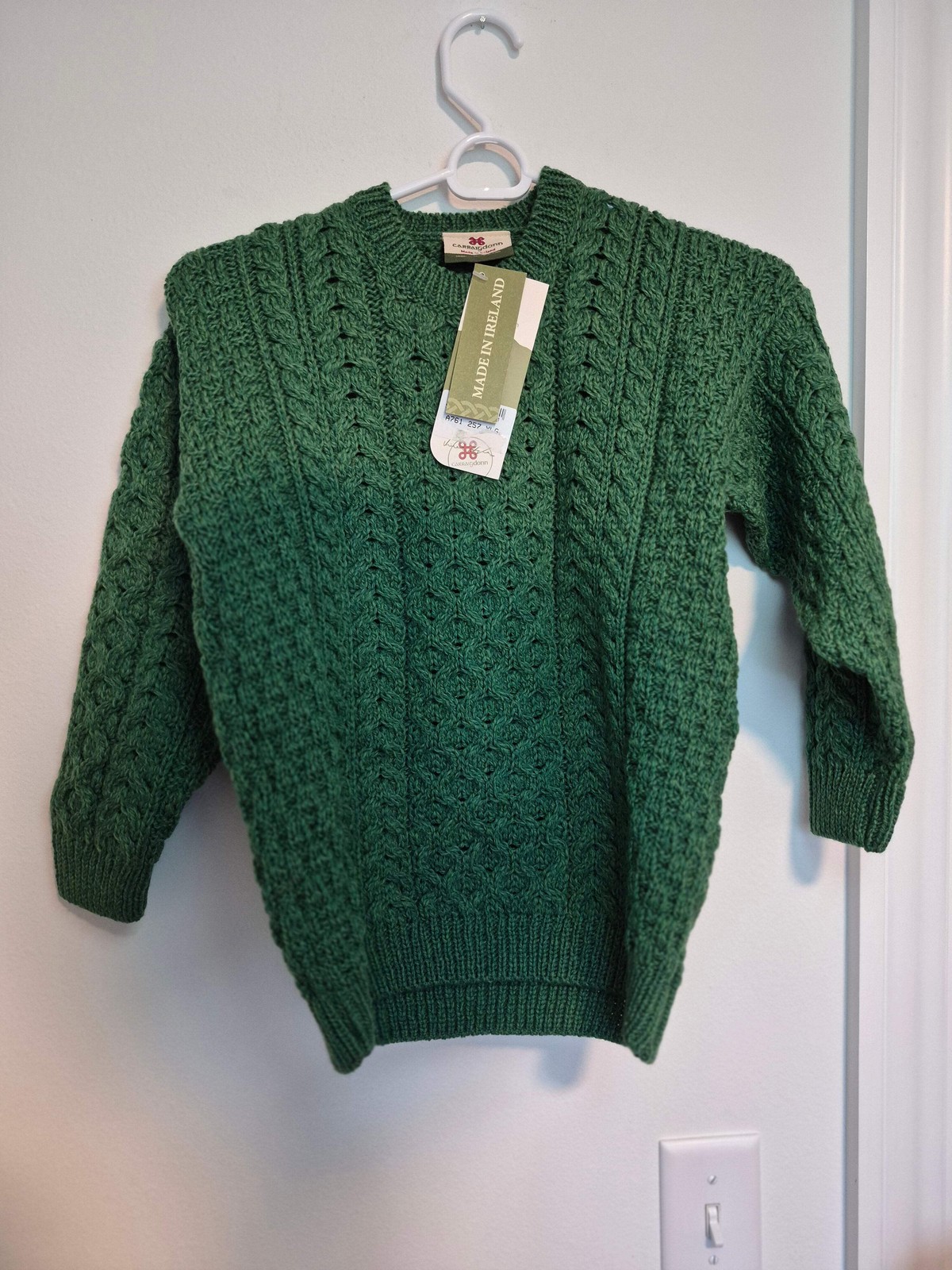 NWT Carraig Donn Kids XL Green Cable Knit Sweater – Made in Ireland