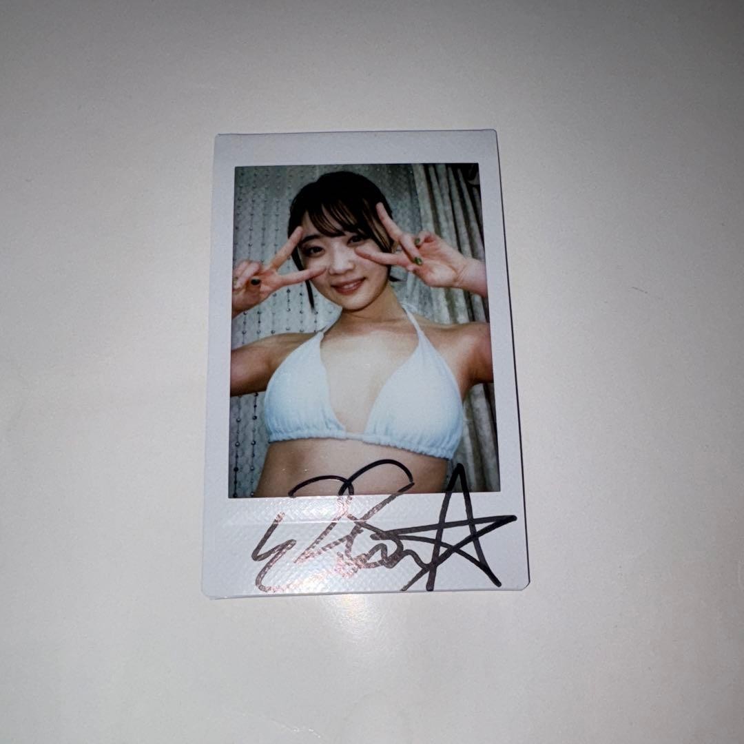 Ema Futaba Auto Autographed Signed Cheki Photo Japan Ema Futaba Auto Autographed Signed Cheki Photo Japan