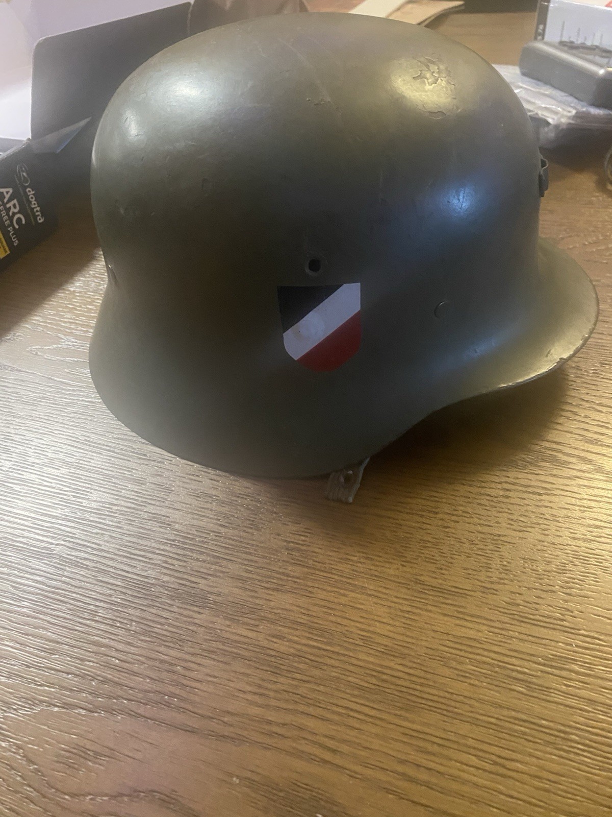 Spanish WWII M-42 Metal Helmet Spanish WWII M-42 Metal Helmet