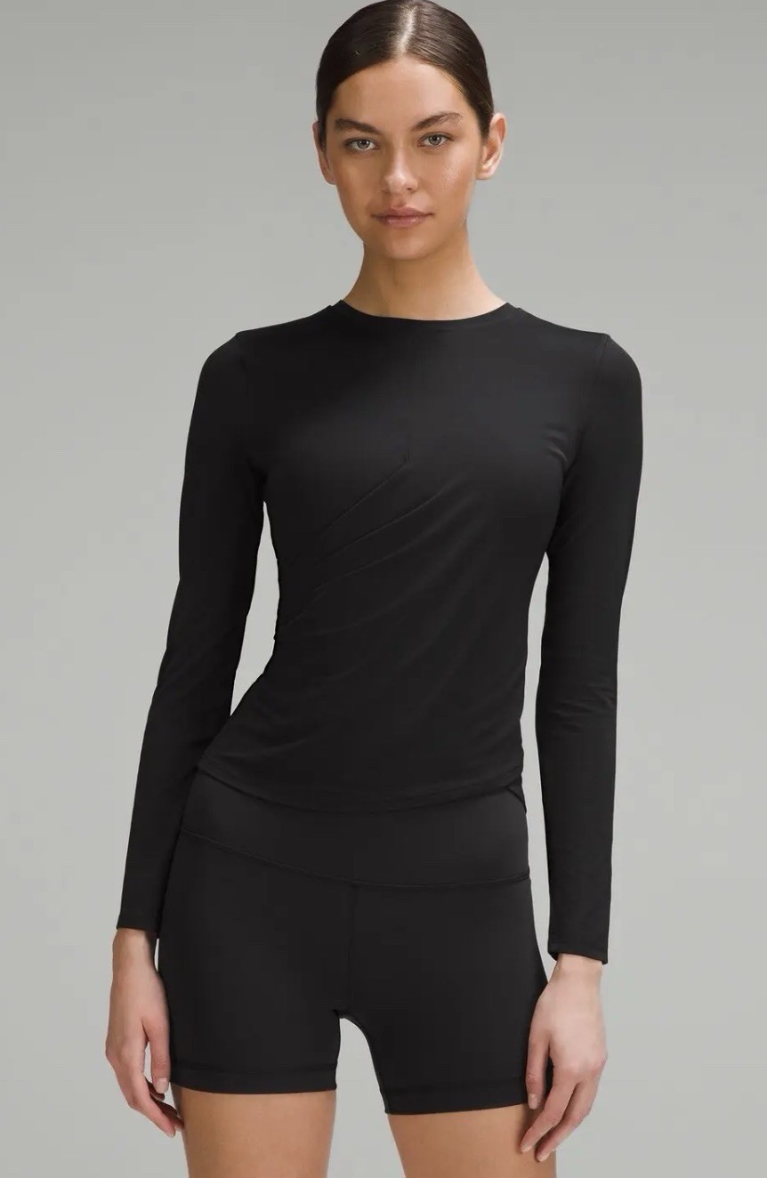 EUC LULULEMON Light SmoothCover Wrap-Front Long-Sleeve Shirt in Black SIZE 6